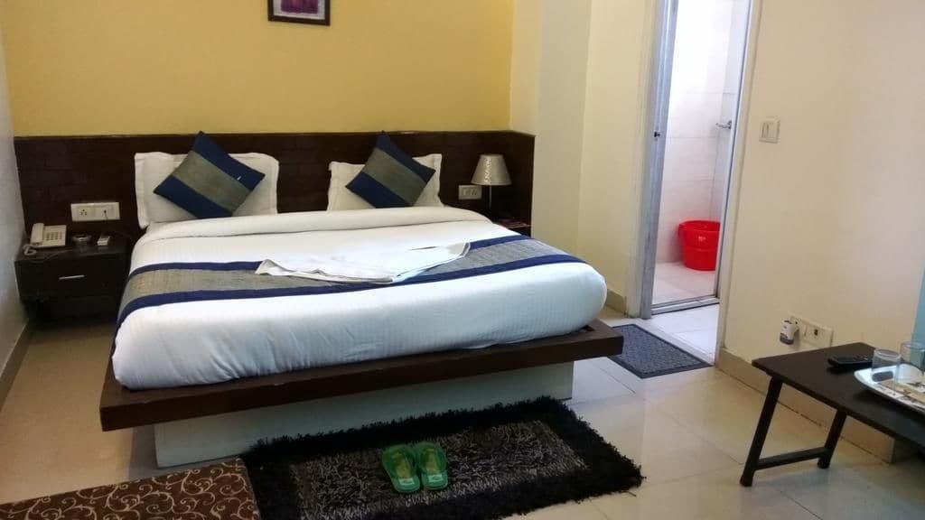 My H Rooms