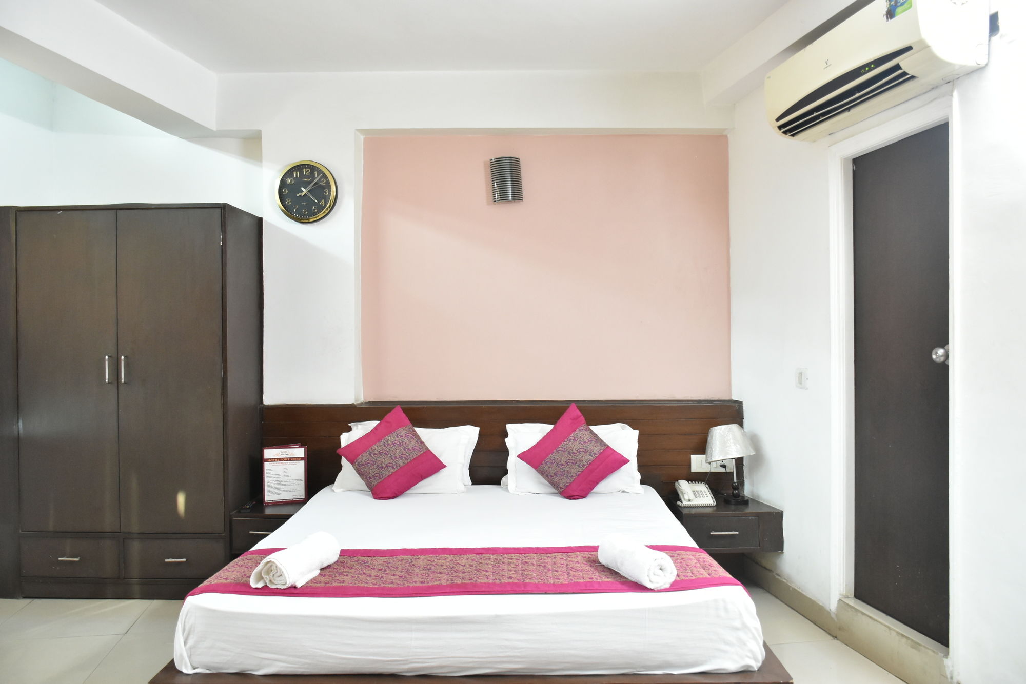 My H Rooms