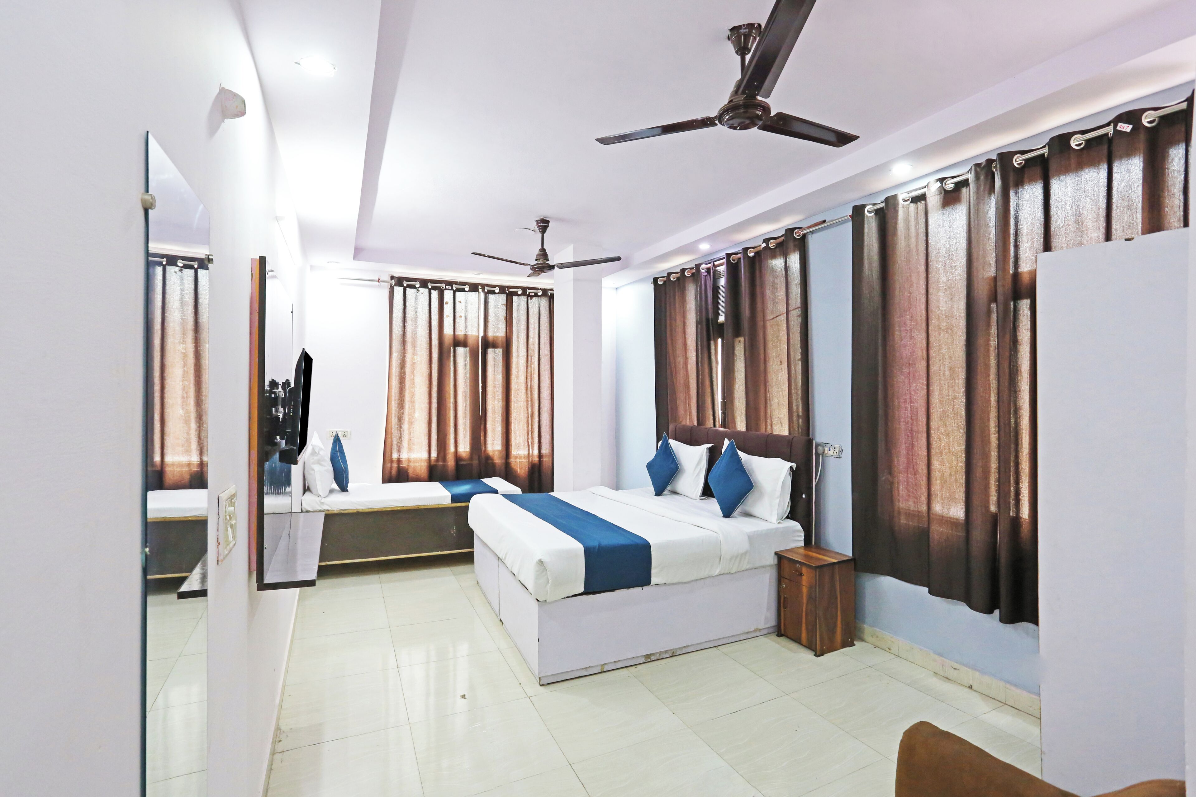 Hotel Raaso Inn Laxminagar BY Arrow