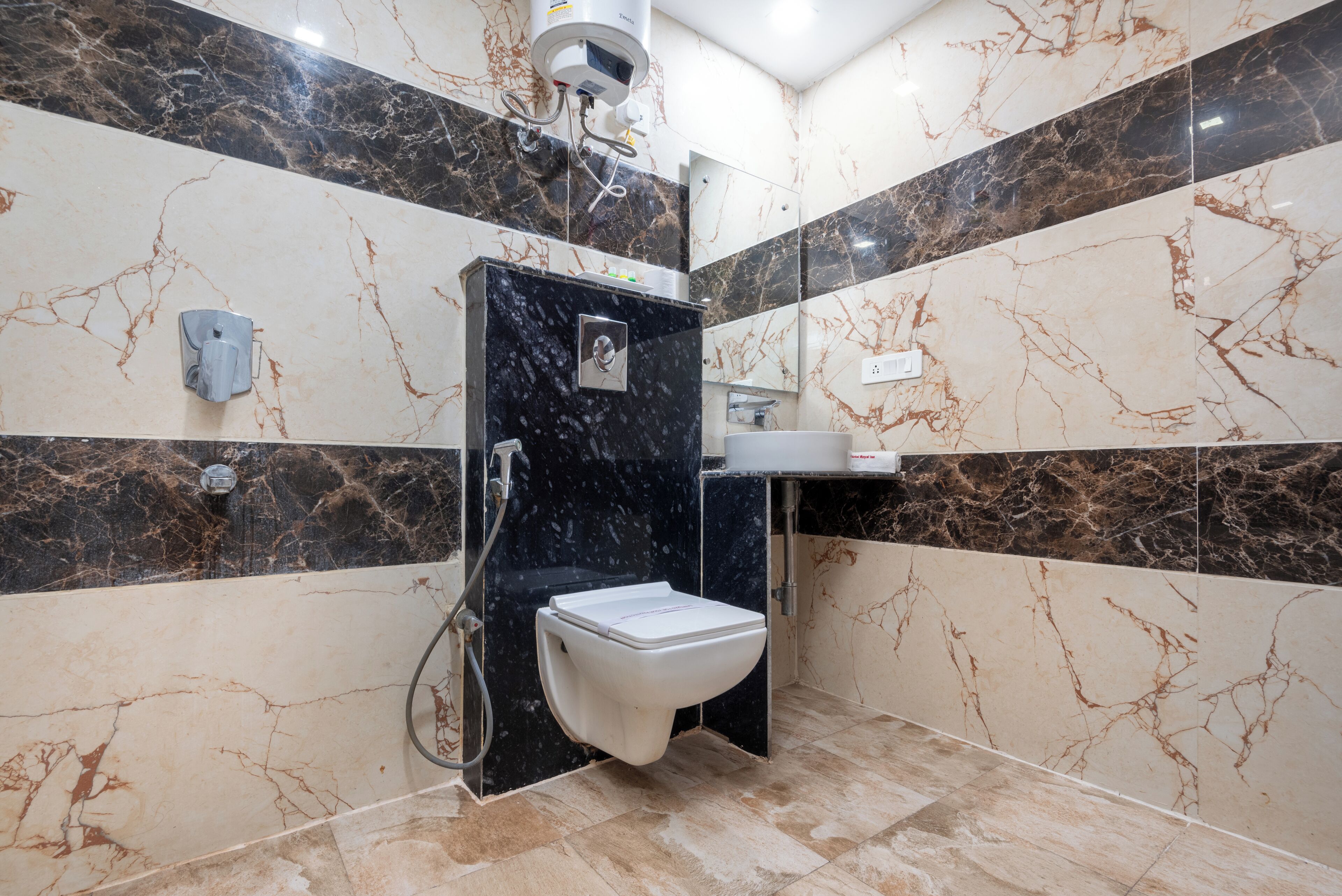Hotel Royal inn igi