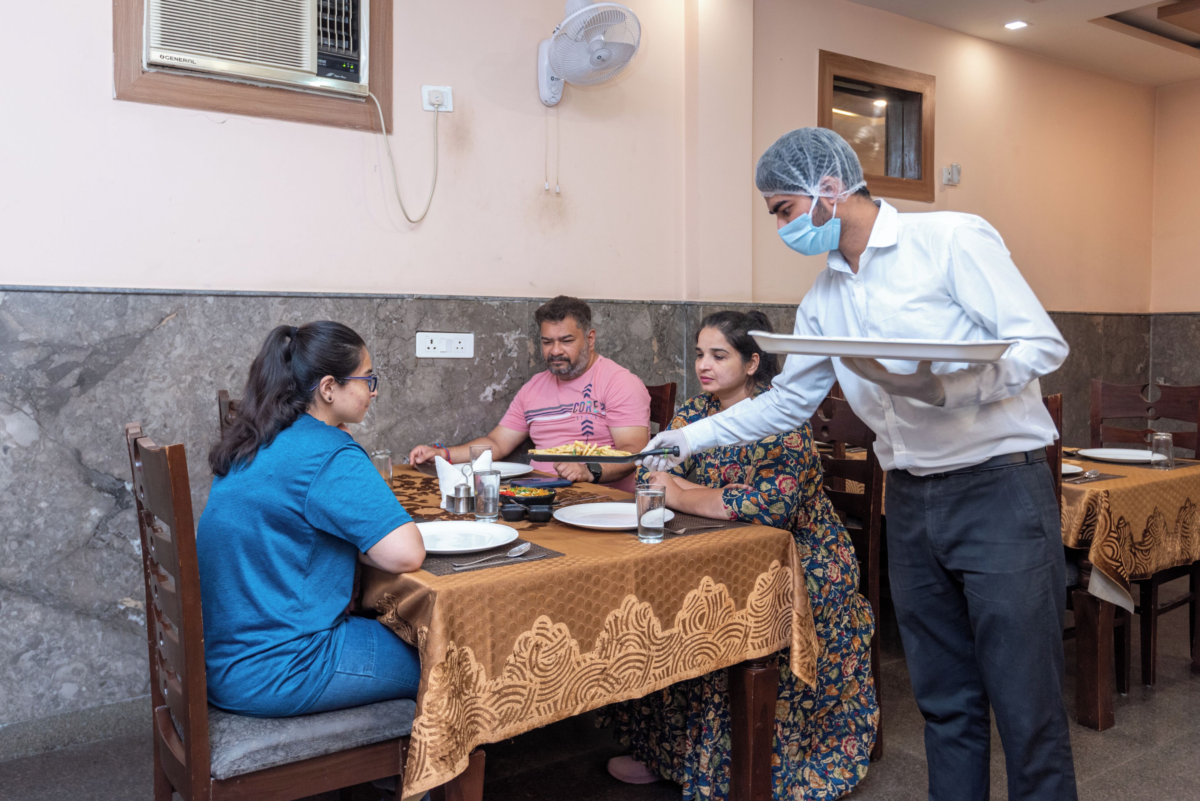 Hotel Royal inn igi