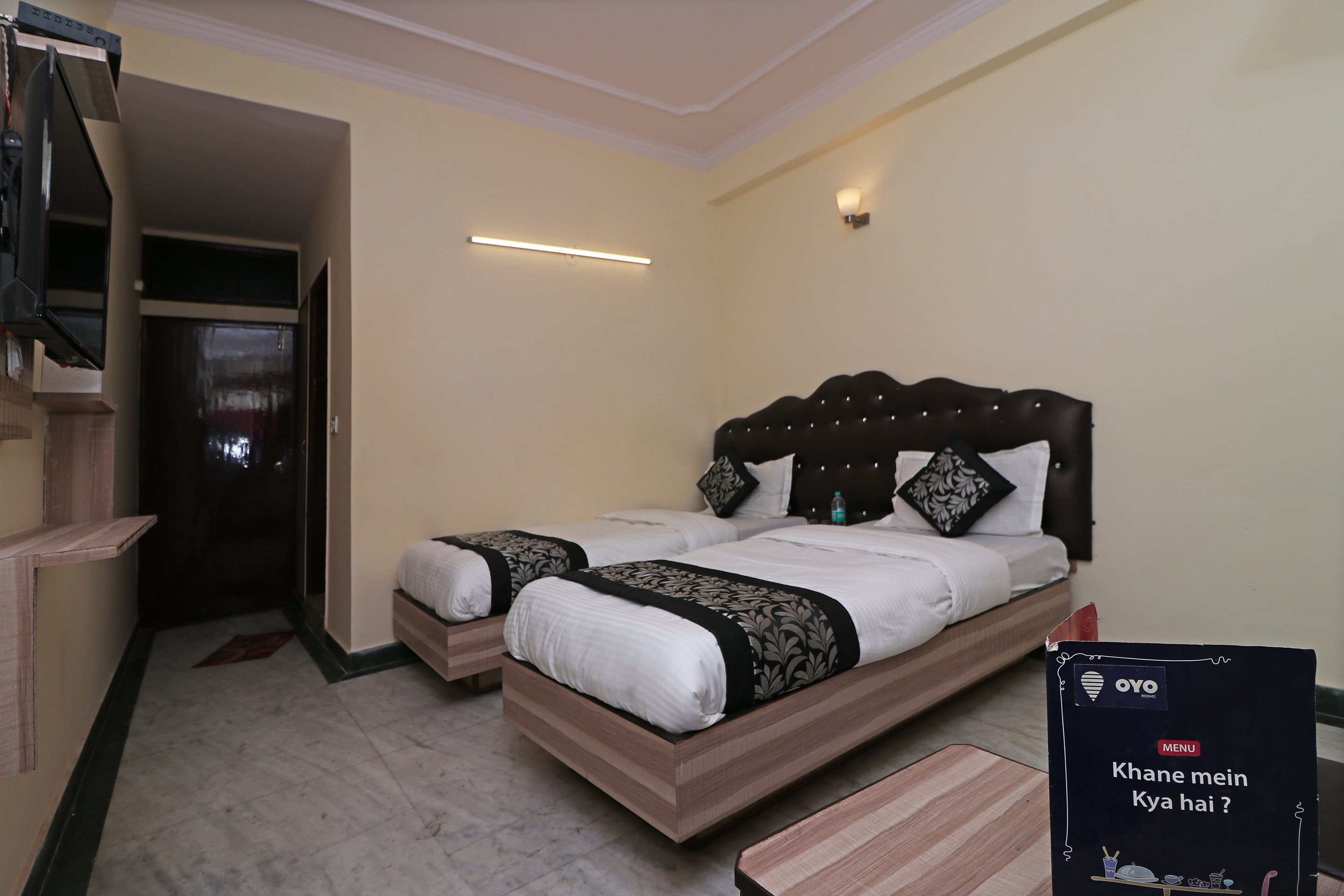 Hotel Silver Shine