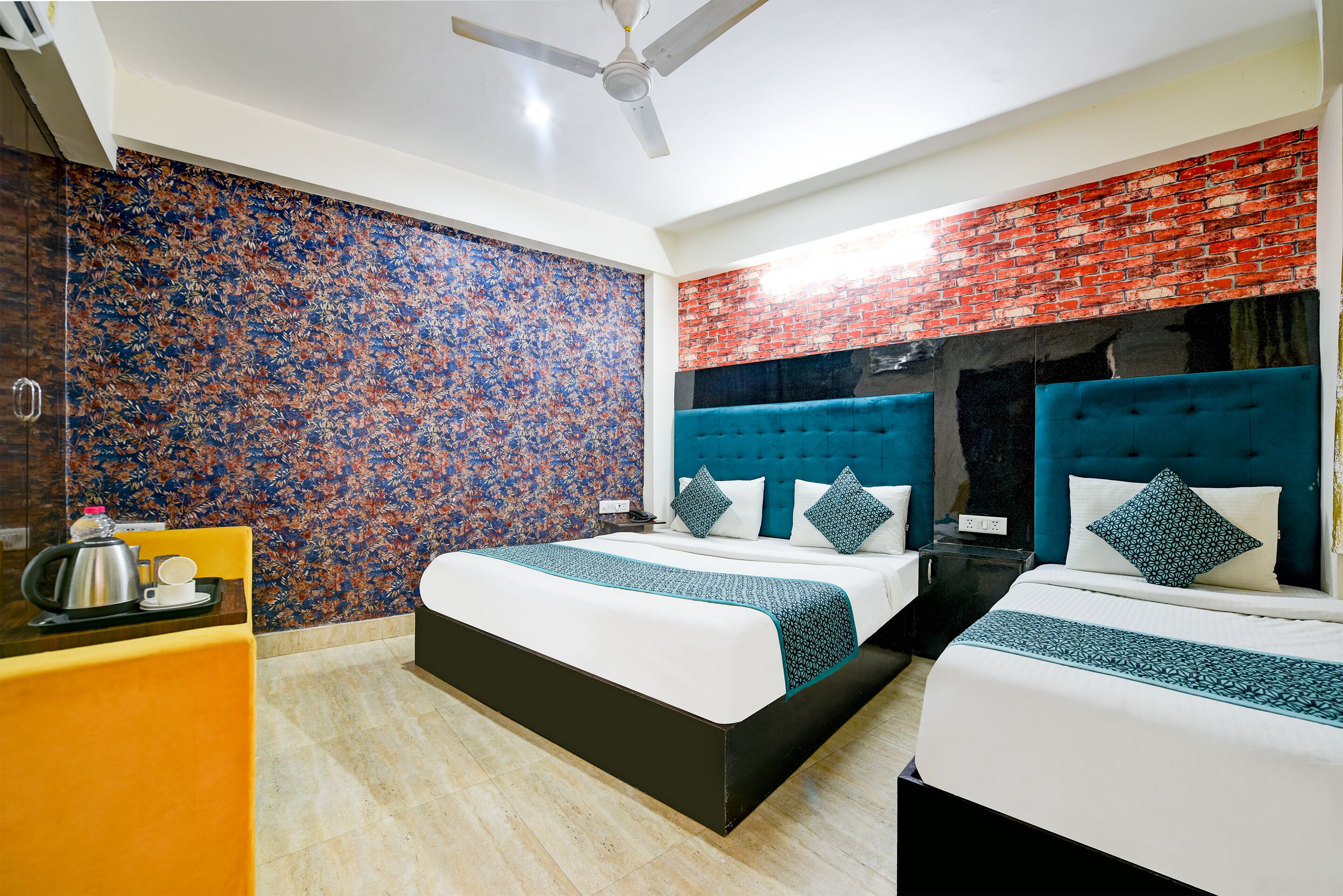 Hotel Square Plaza Near Delhi Airport