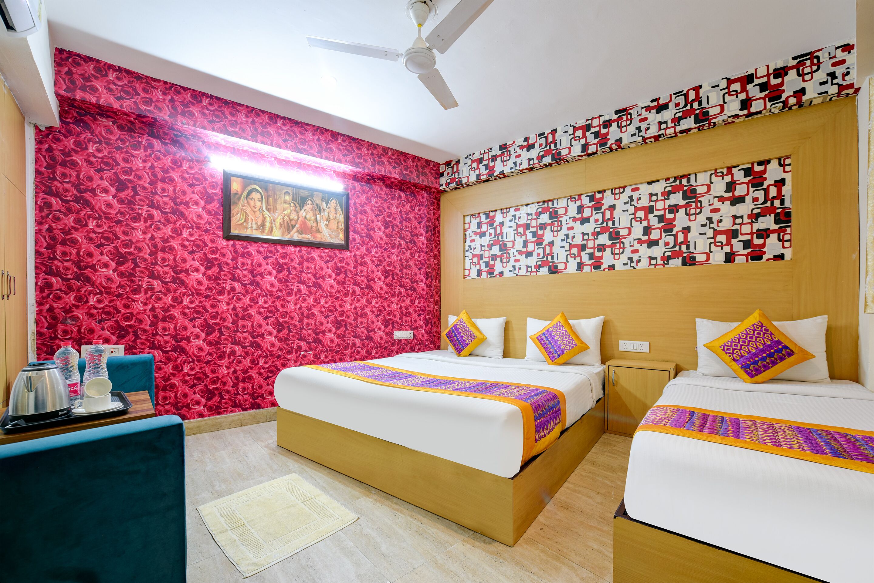 Hotel Square Plaza Near Delhi Airport
