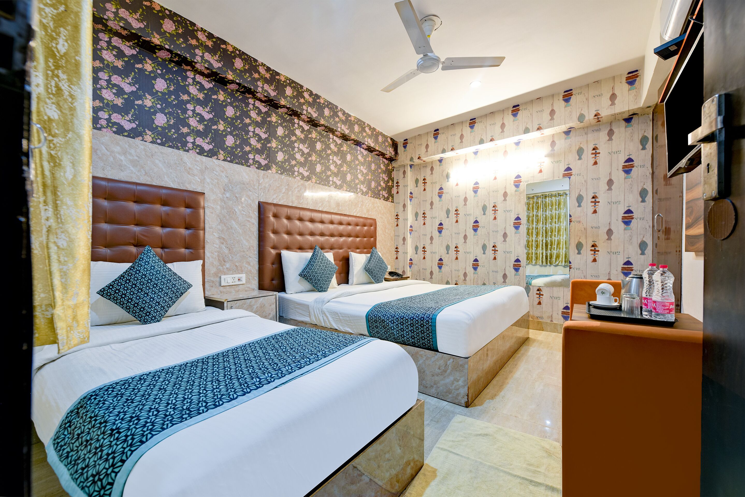 Hotel Square Plaza Near Delhi Airport