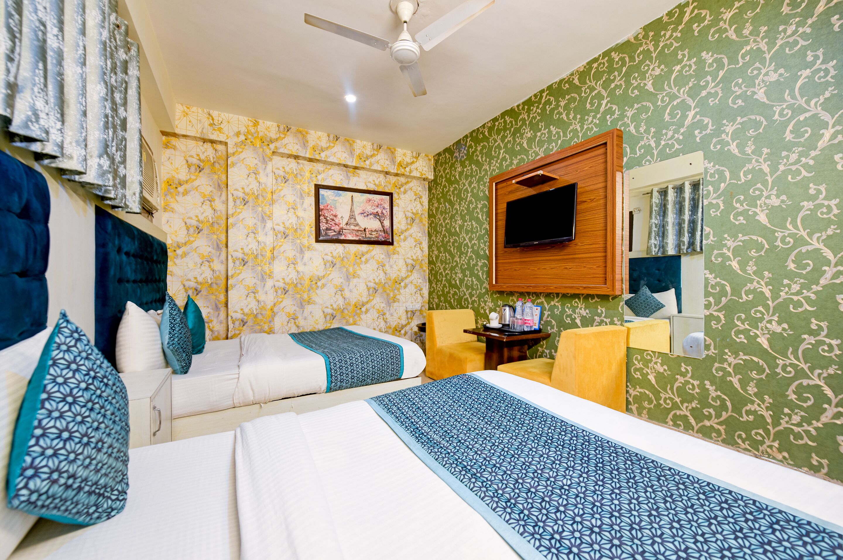 Hotel Square Plaza Near Delhi Airport