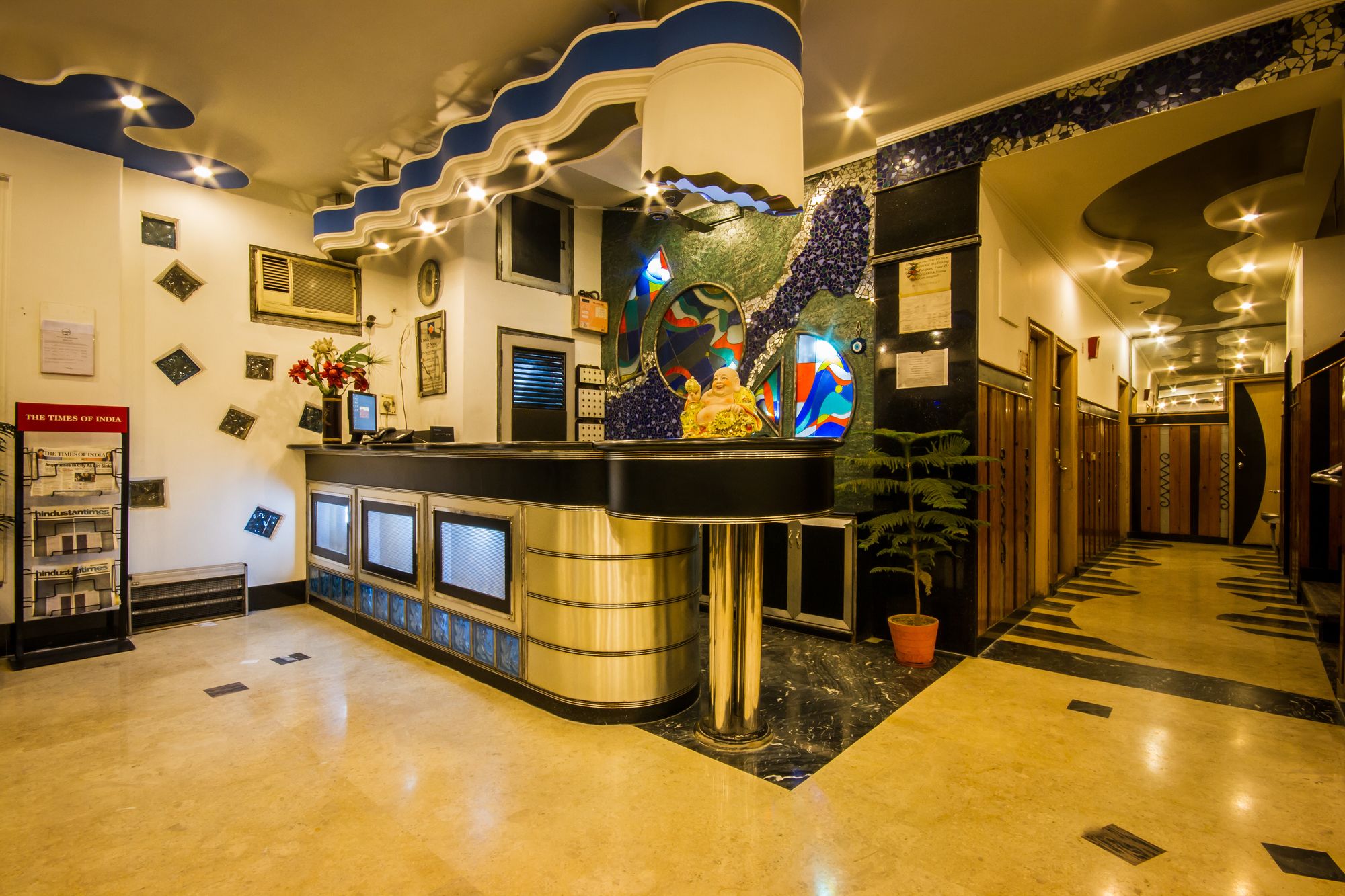 Hotel Suncourt Yatri