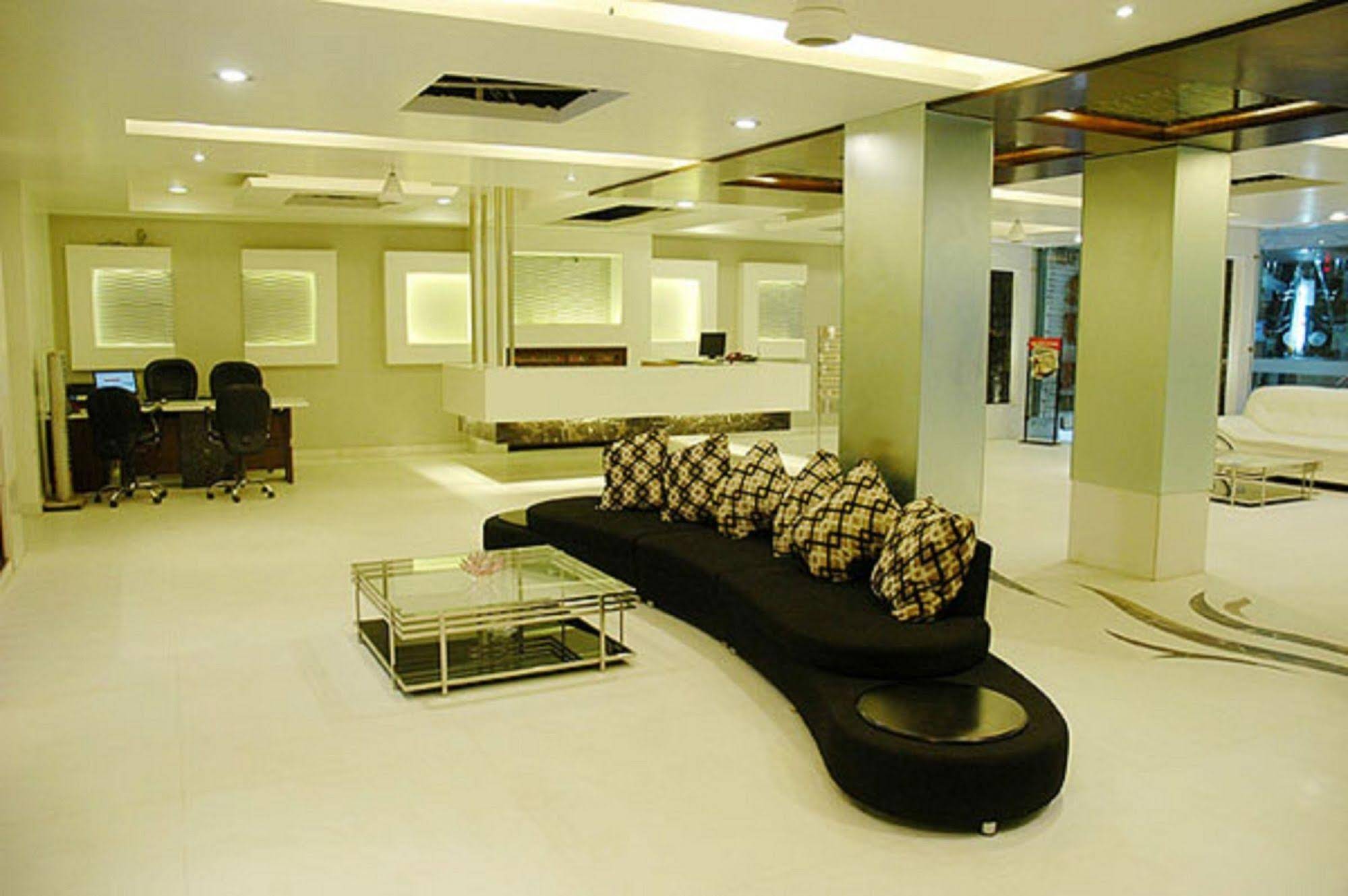 Hotel Sun International
