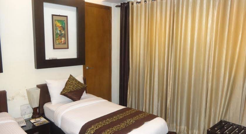 Hotel The Rohit