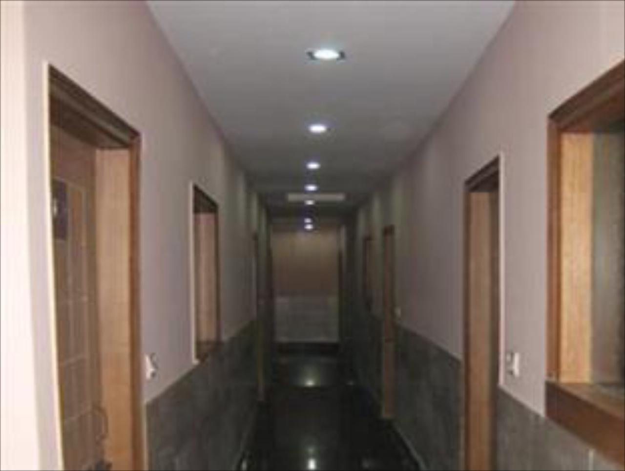 Hotel The Royal Inn