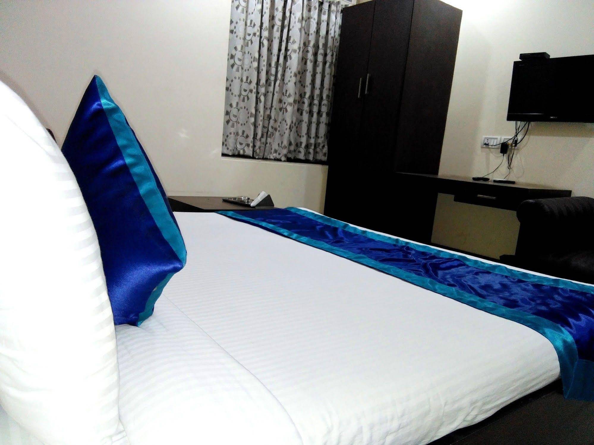 Hotel The RTS