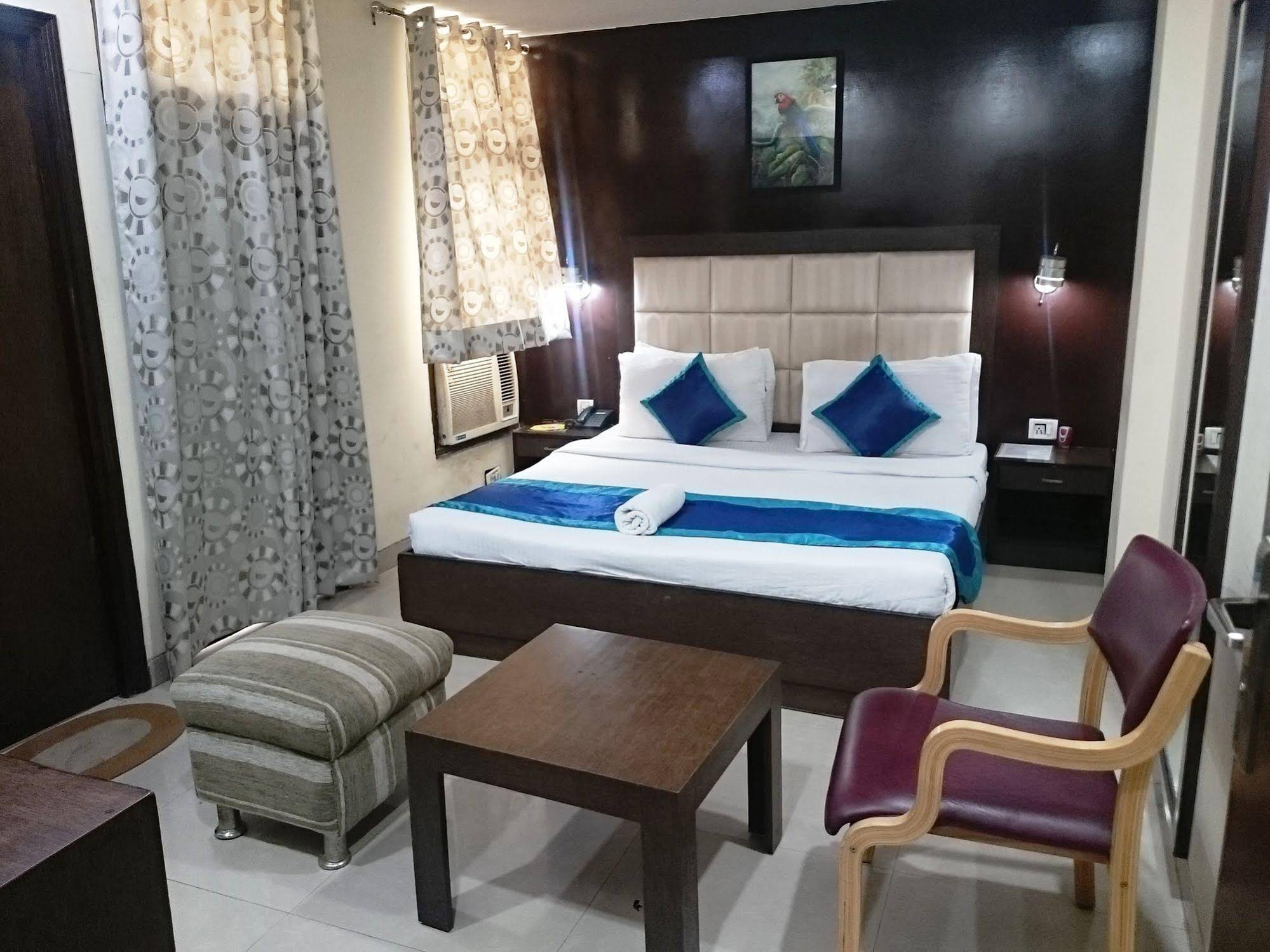 Hotel The RTS