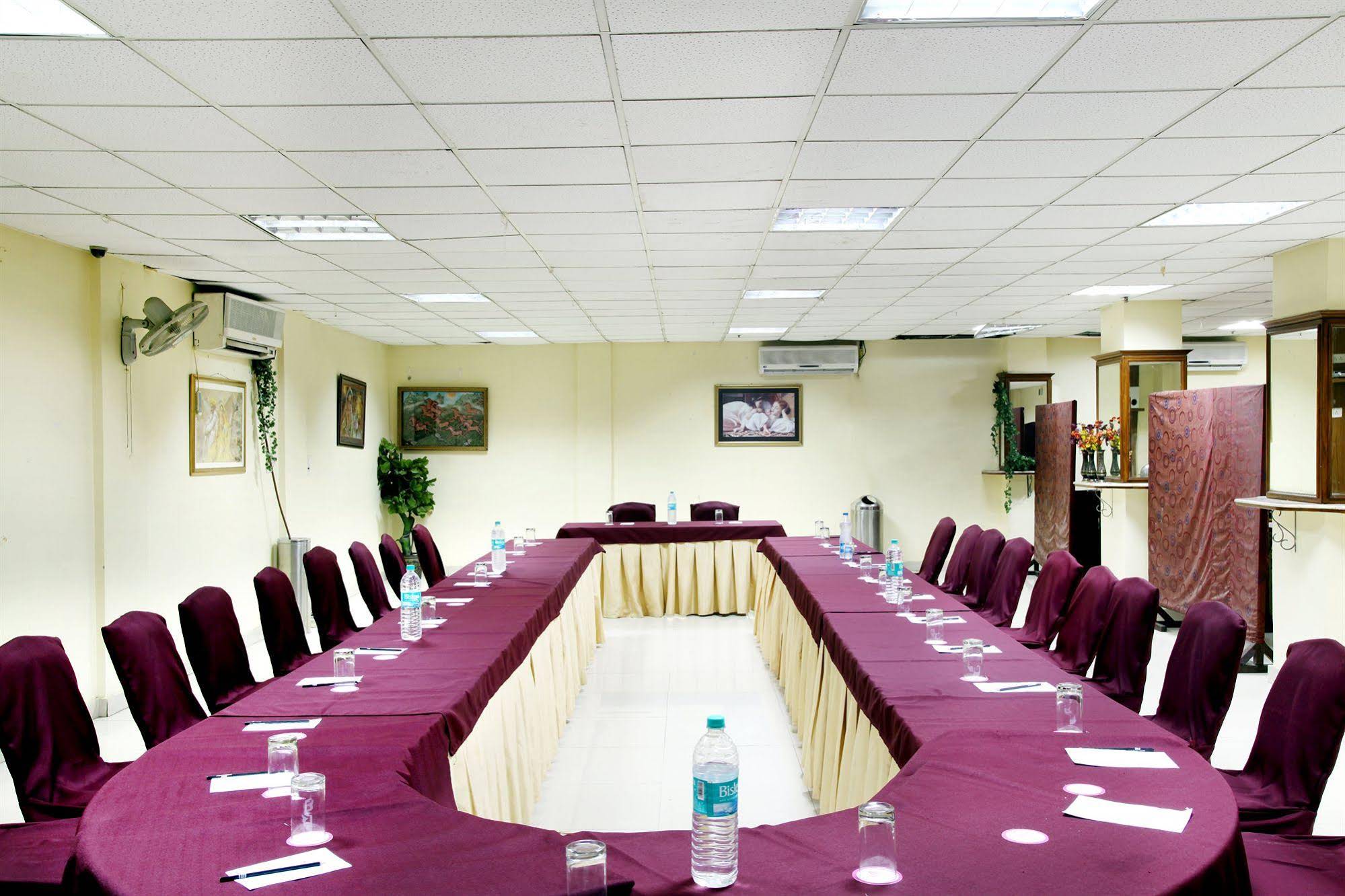 Hotel TJS Royale