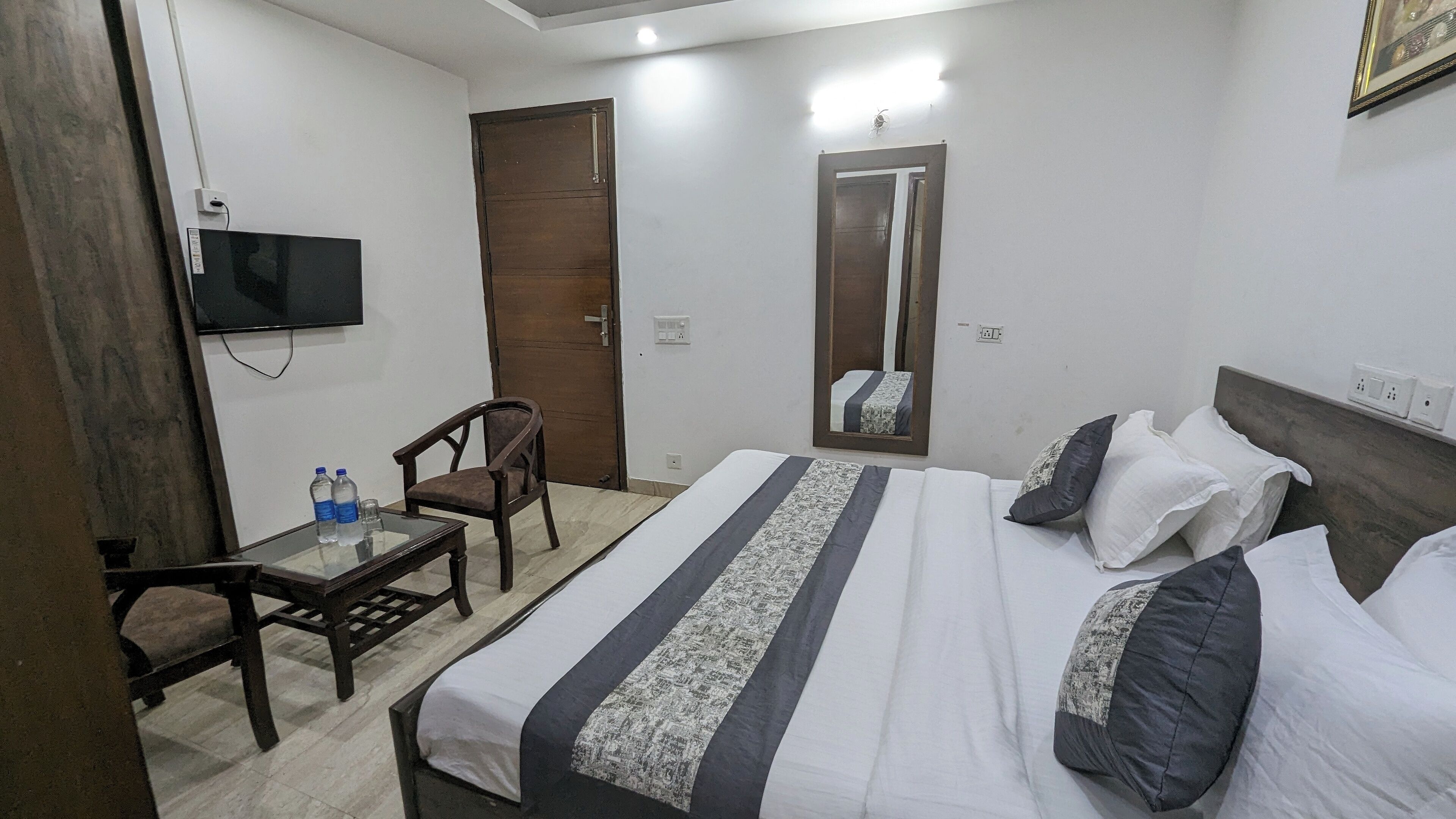 Hotel Aron By The Premium Villa