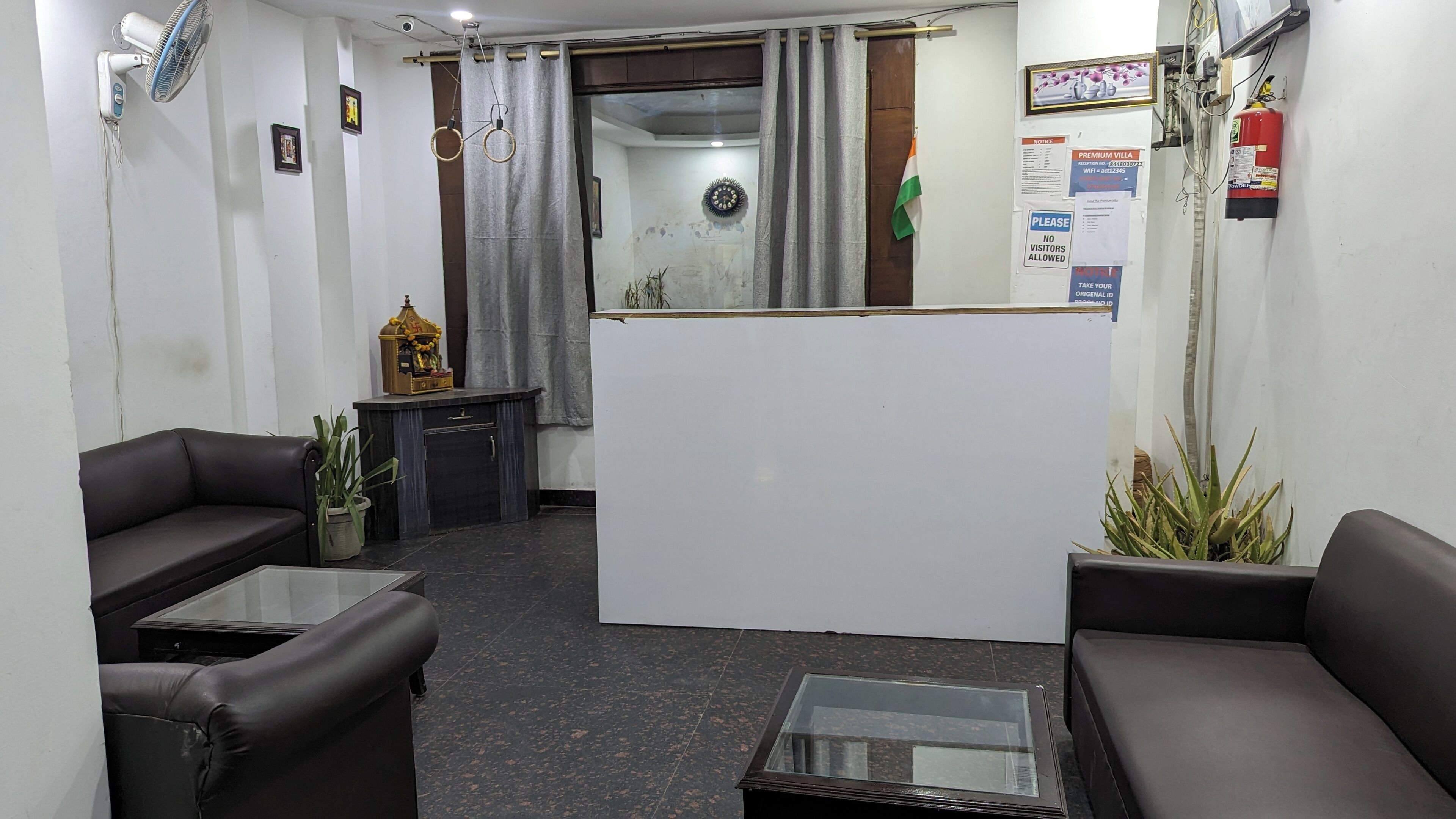 Hotel Aron By The Premium Villa