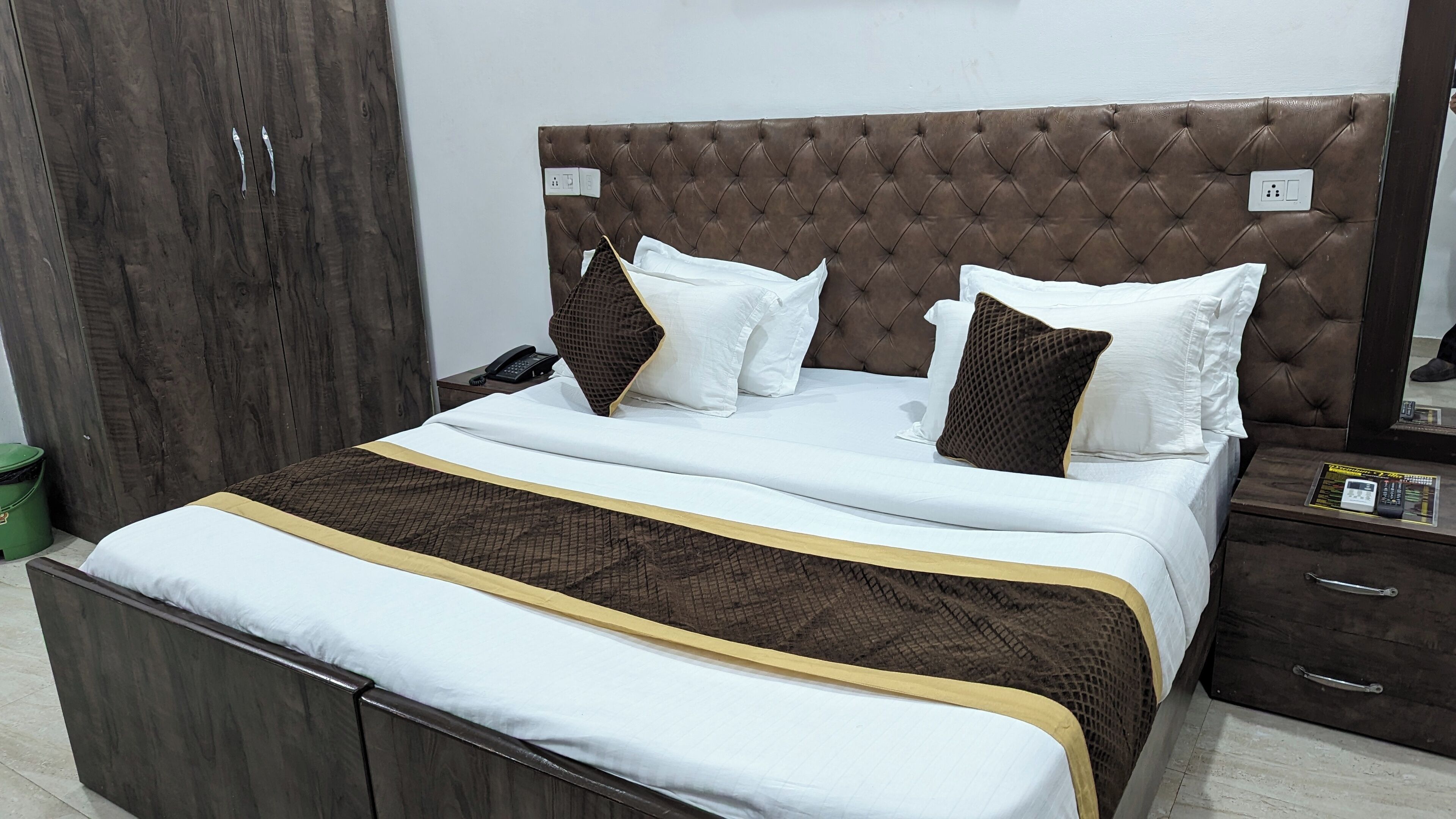 Hotel Aron By The Premium Villa