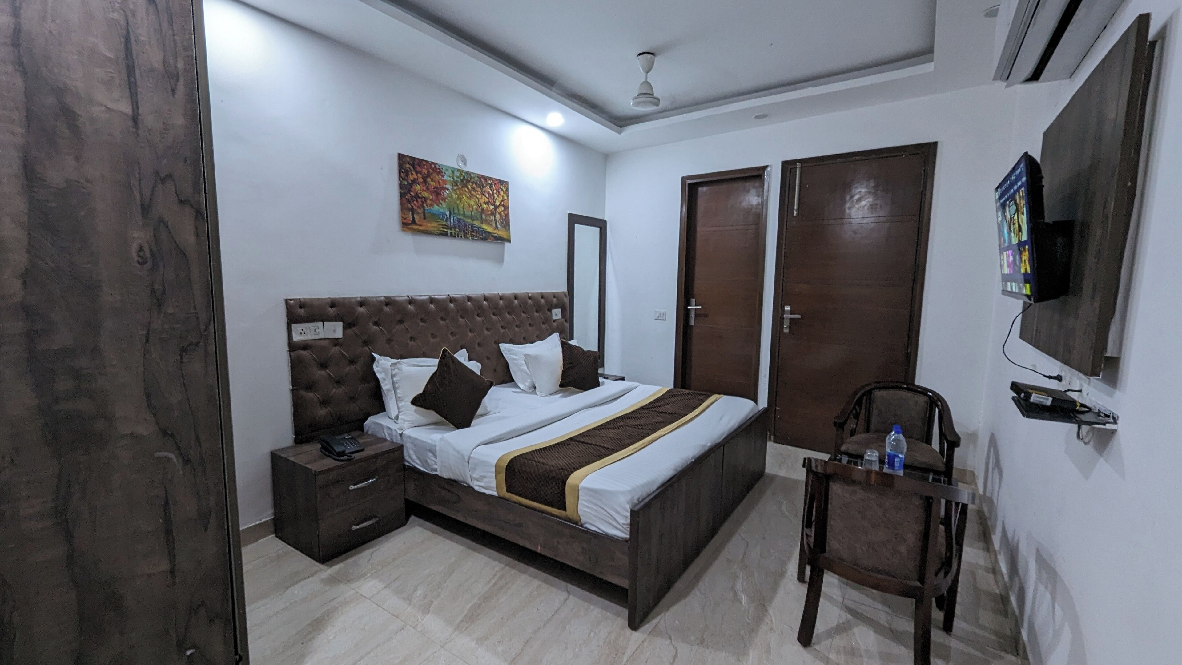 Hotel Aron By The Premium Villa
