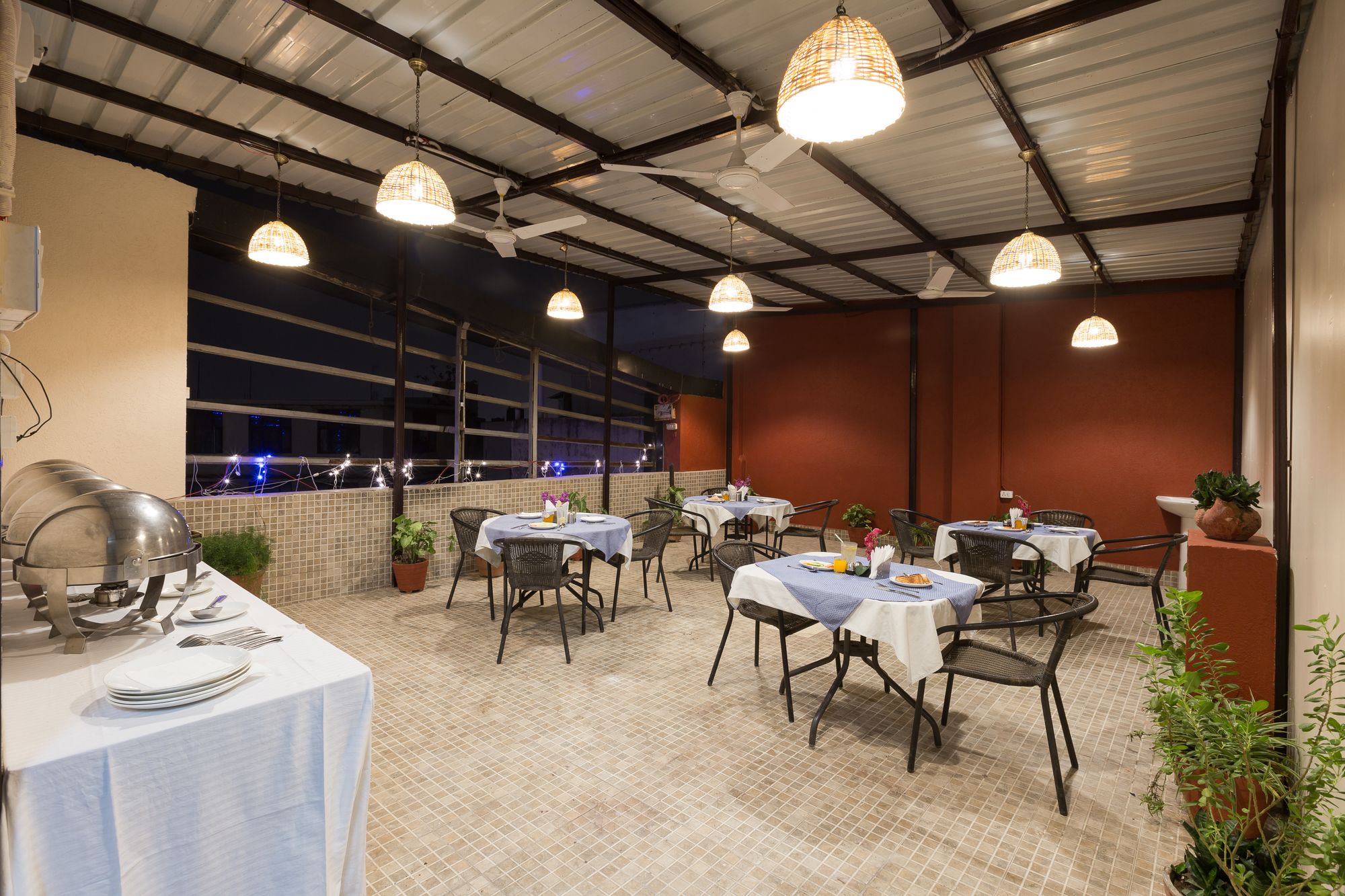 Hotel Rupam Kingston Park