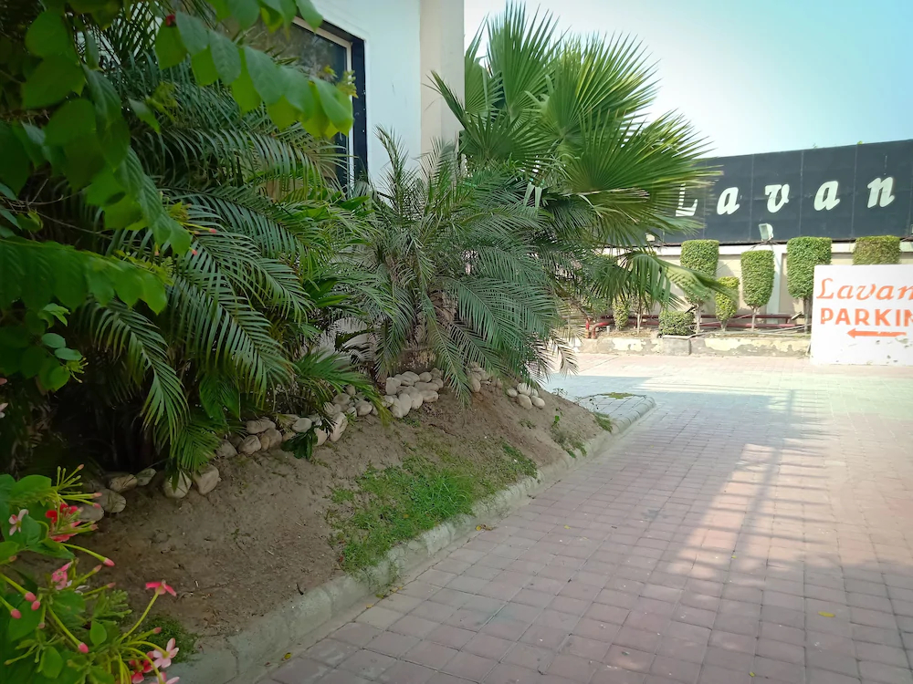 Lavanya Motel