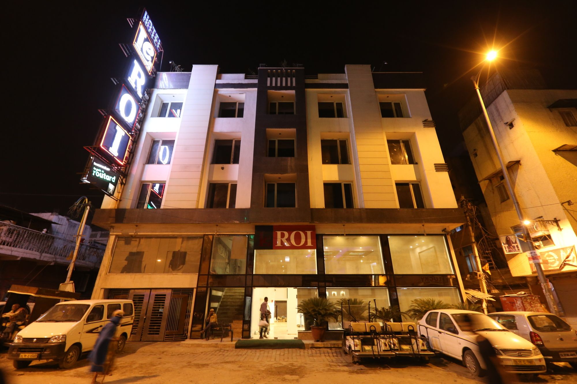 Le ROI Delhi Hotel