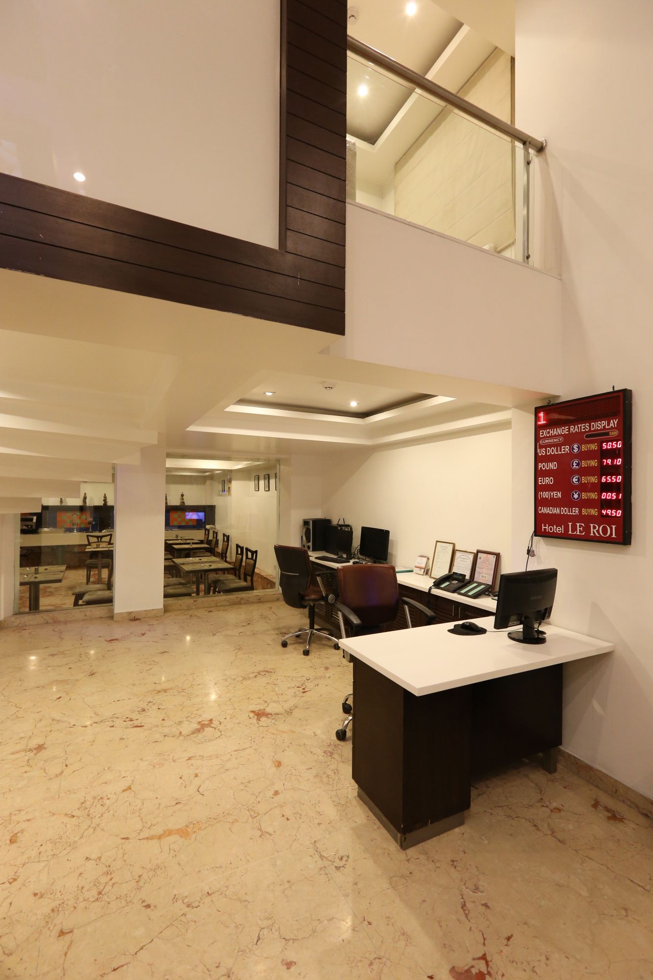 Le ROI Delhi Hotel