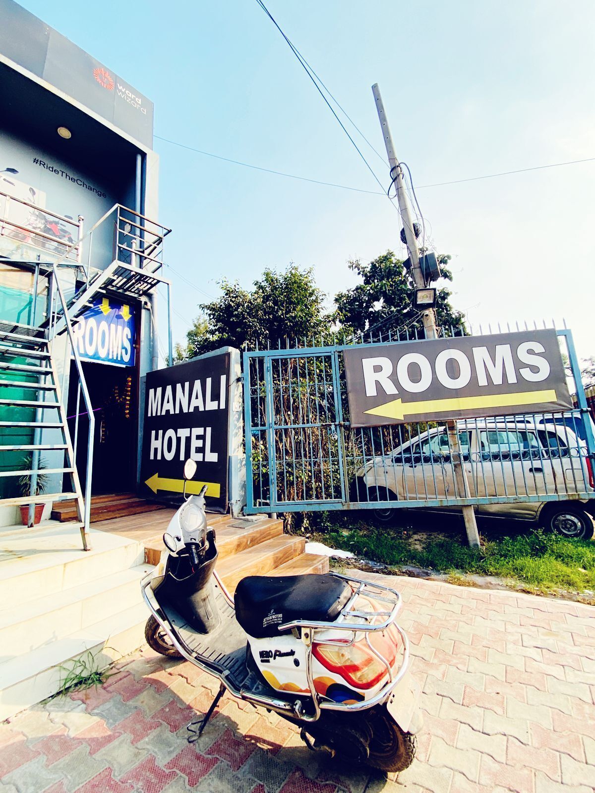 Manali Hotel By GRB