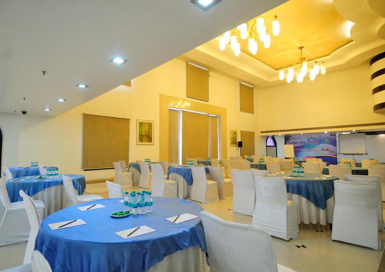Stellar Resorts