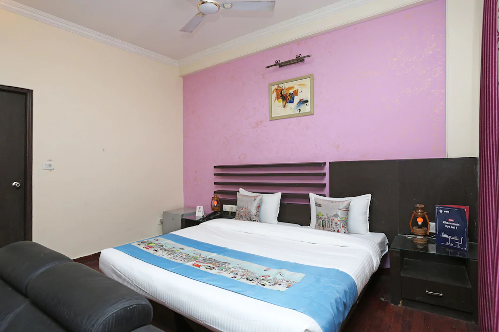 Modesty Hotel
