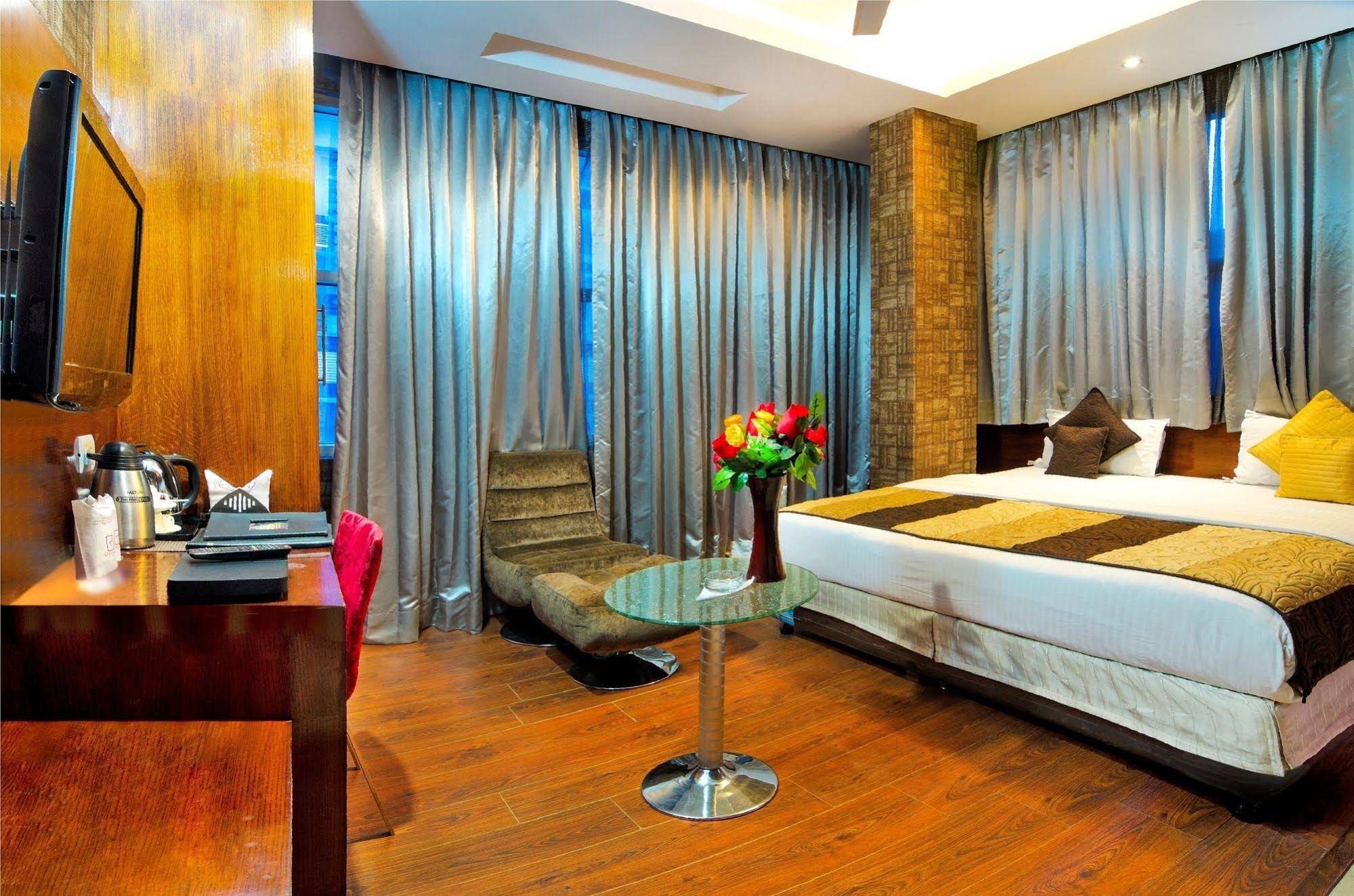 Omega Residency