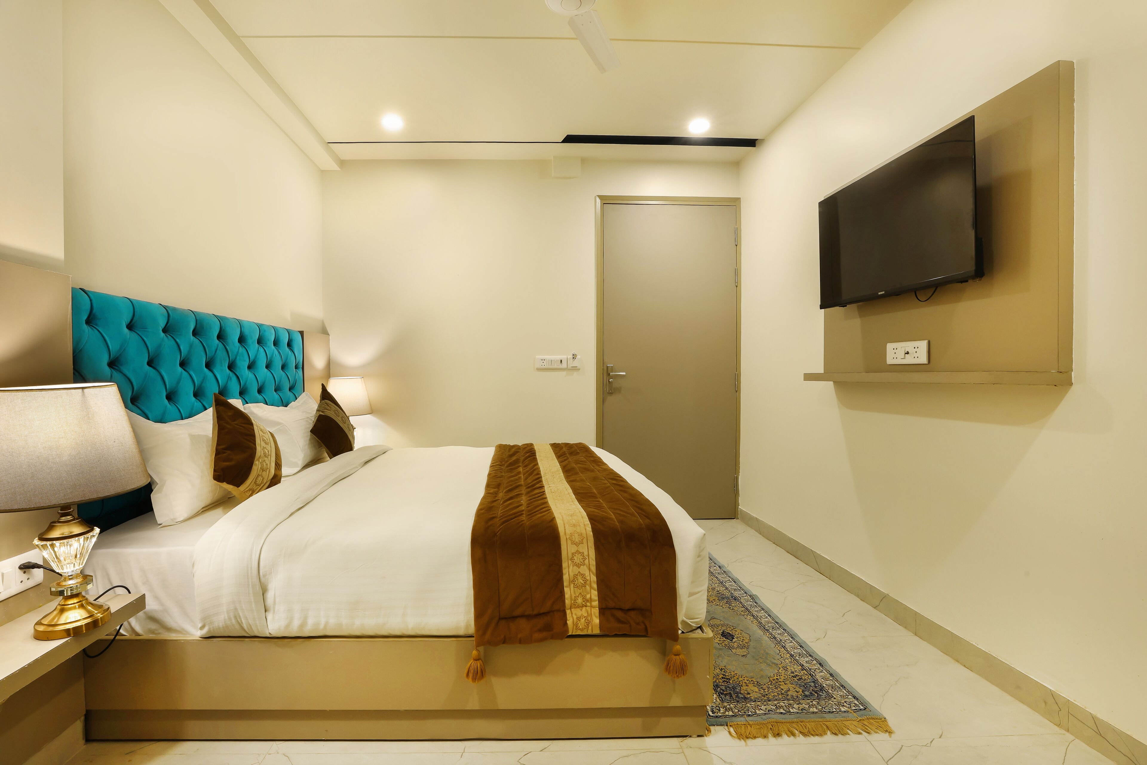 Opo Hotel Dior