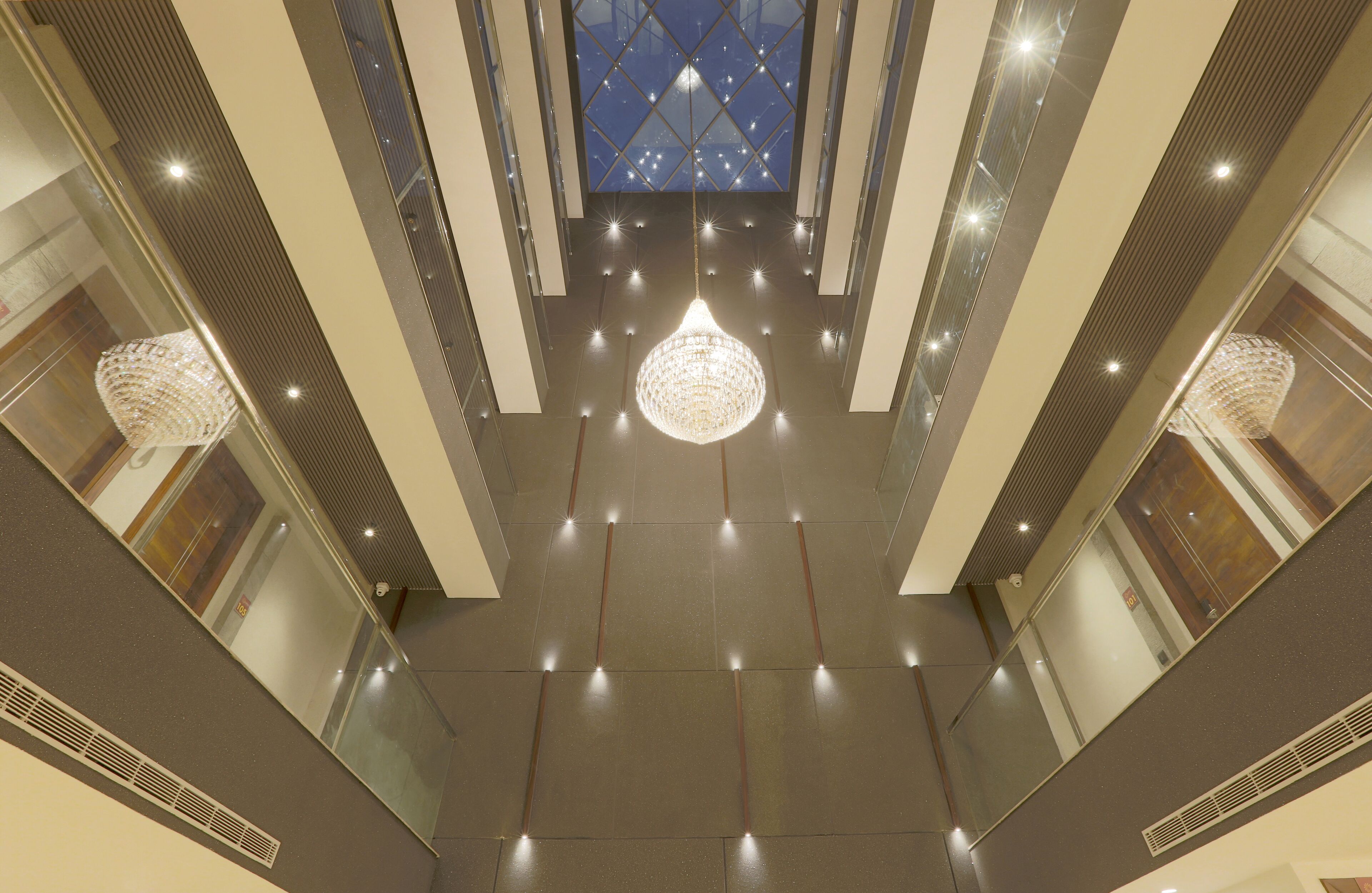 OPO Hotel Iffco Chowk