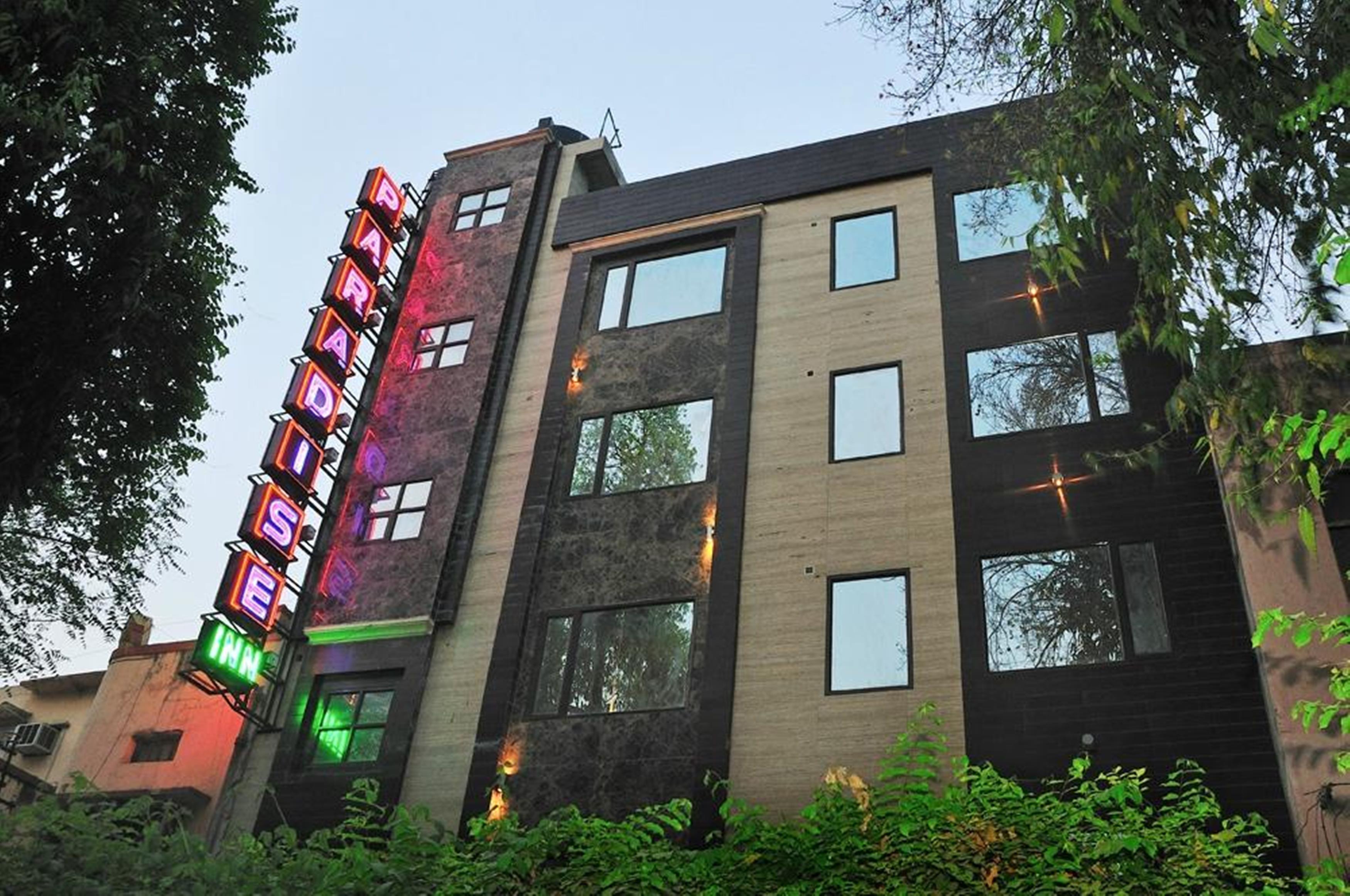 Paradise Inn