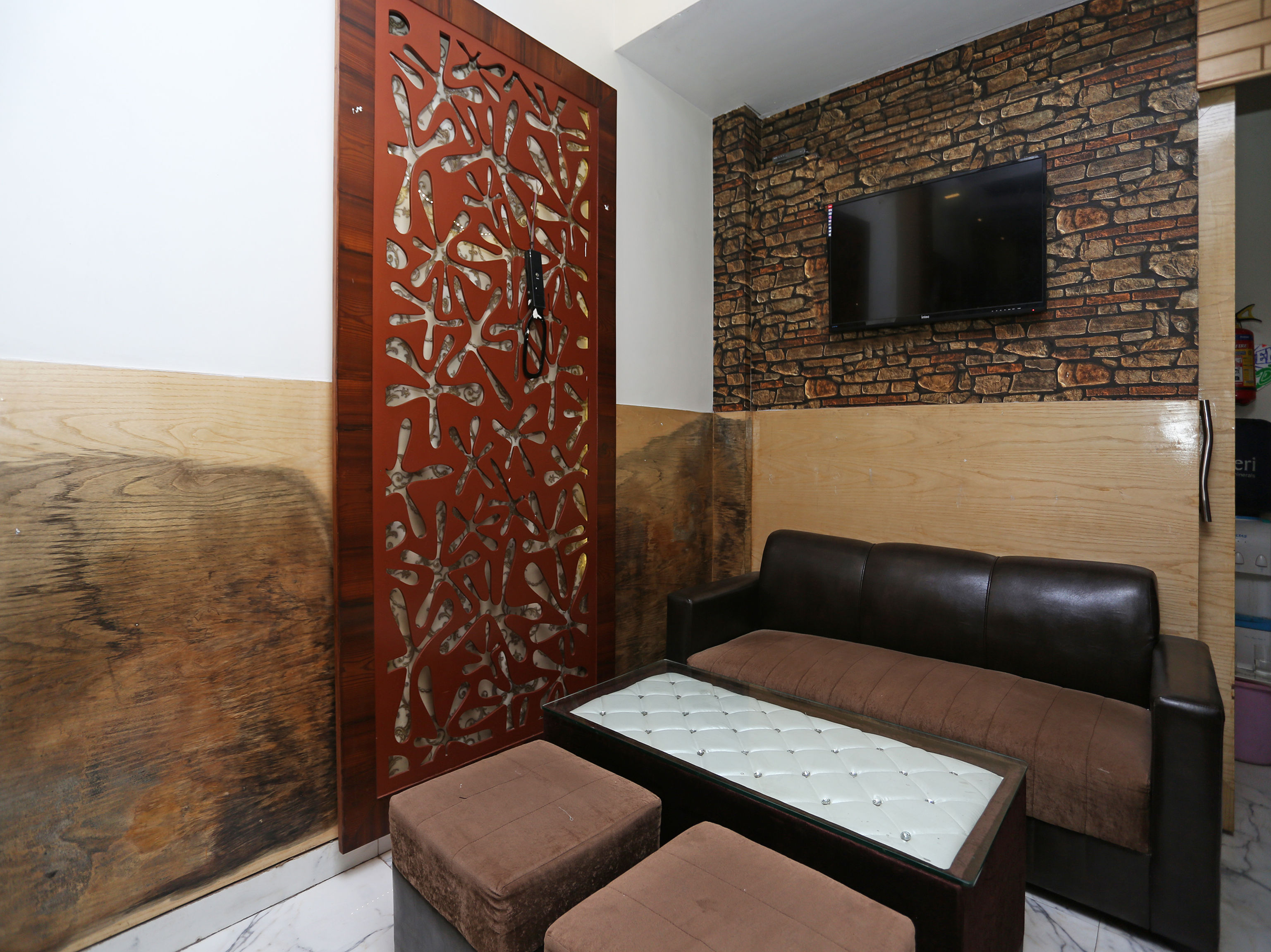 Prem Deluxe Guest House