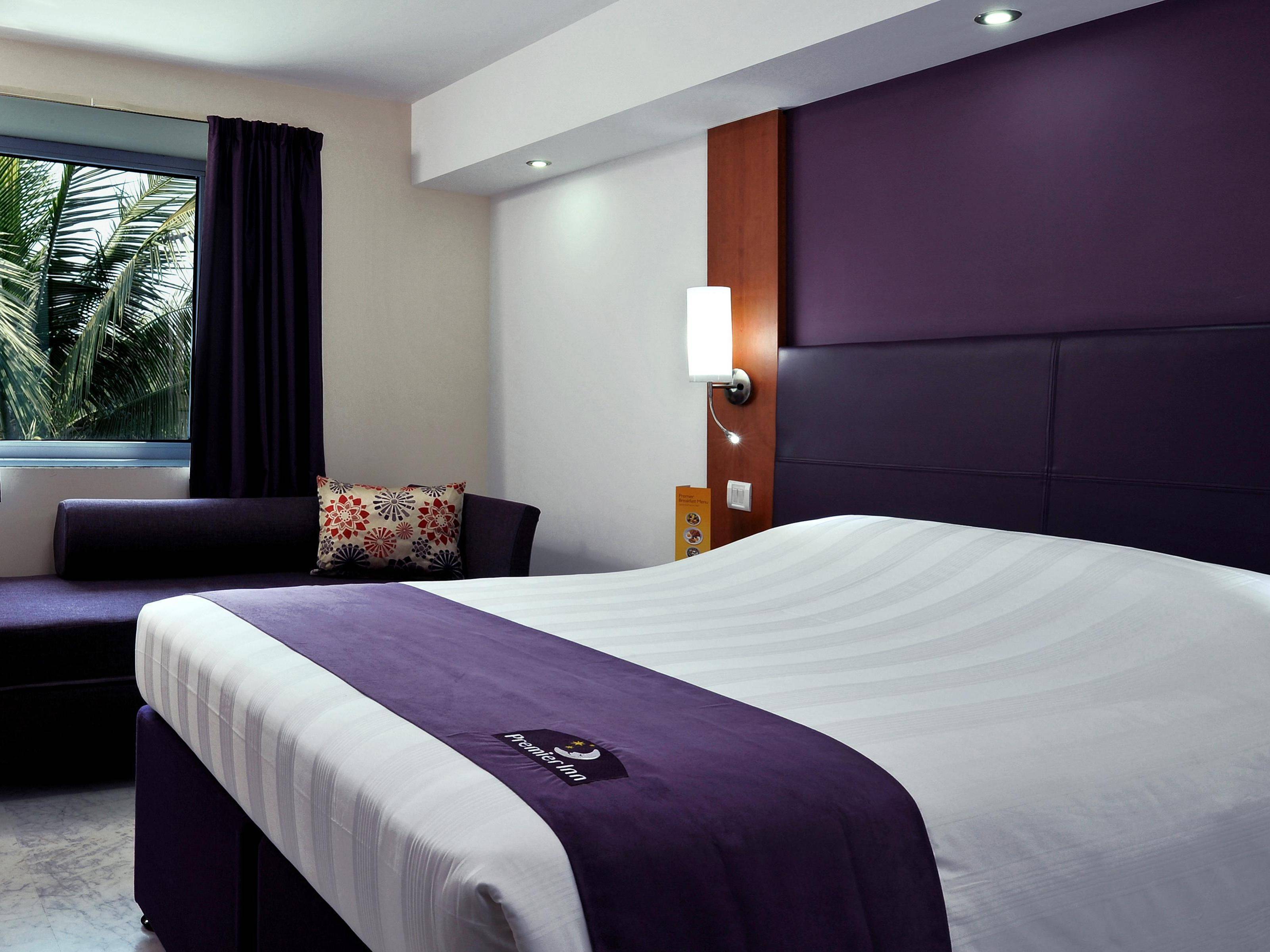 Caspia Hotel New Delhi Shalimar Bagh