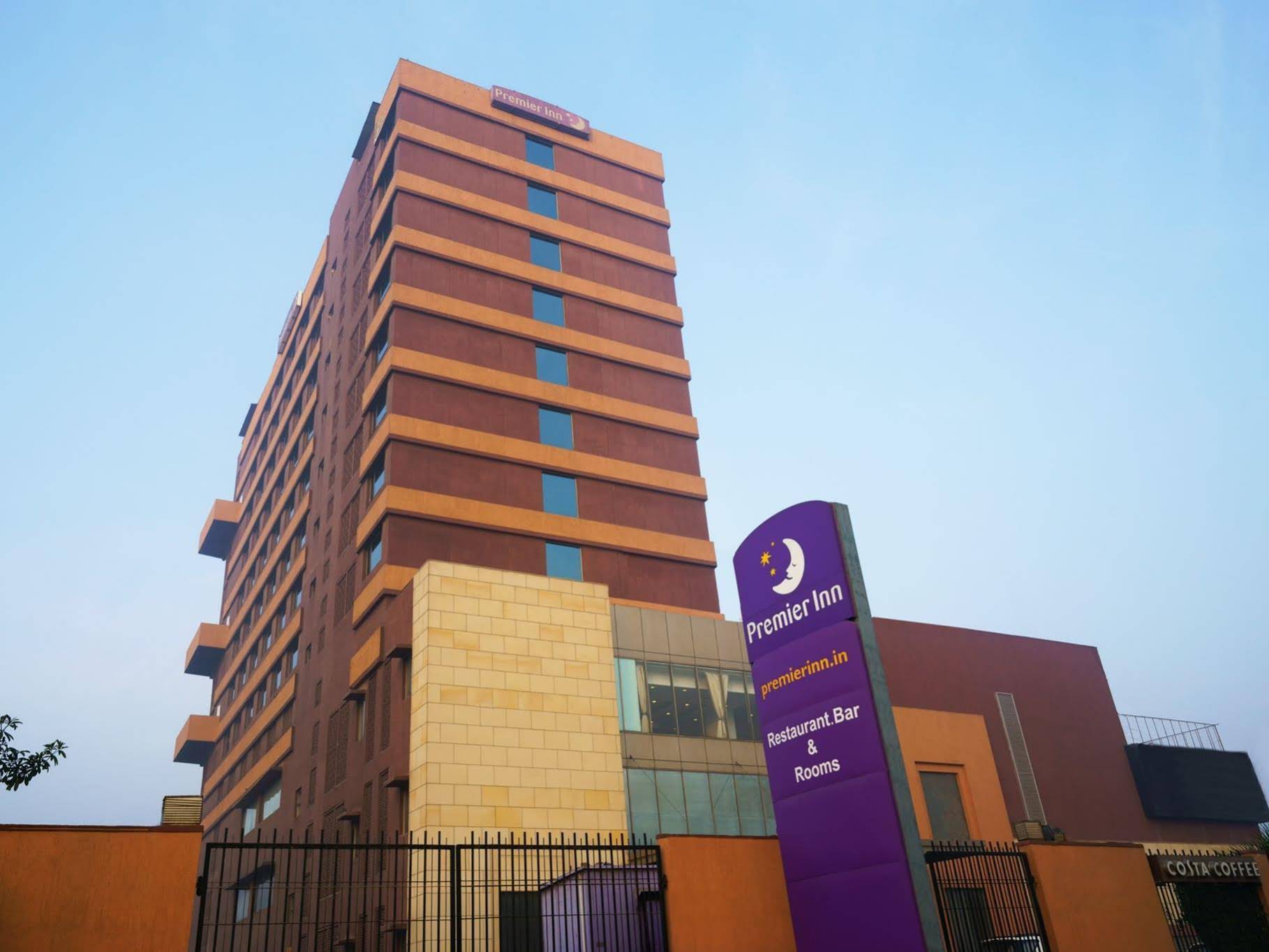 Caspia Hotel New Delhi Shalimar Bagh