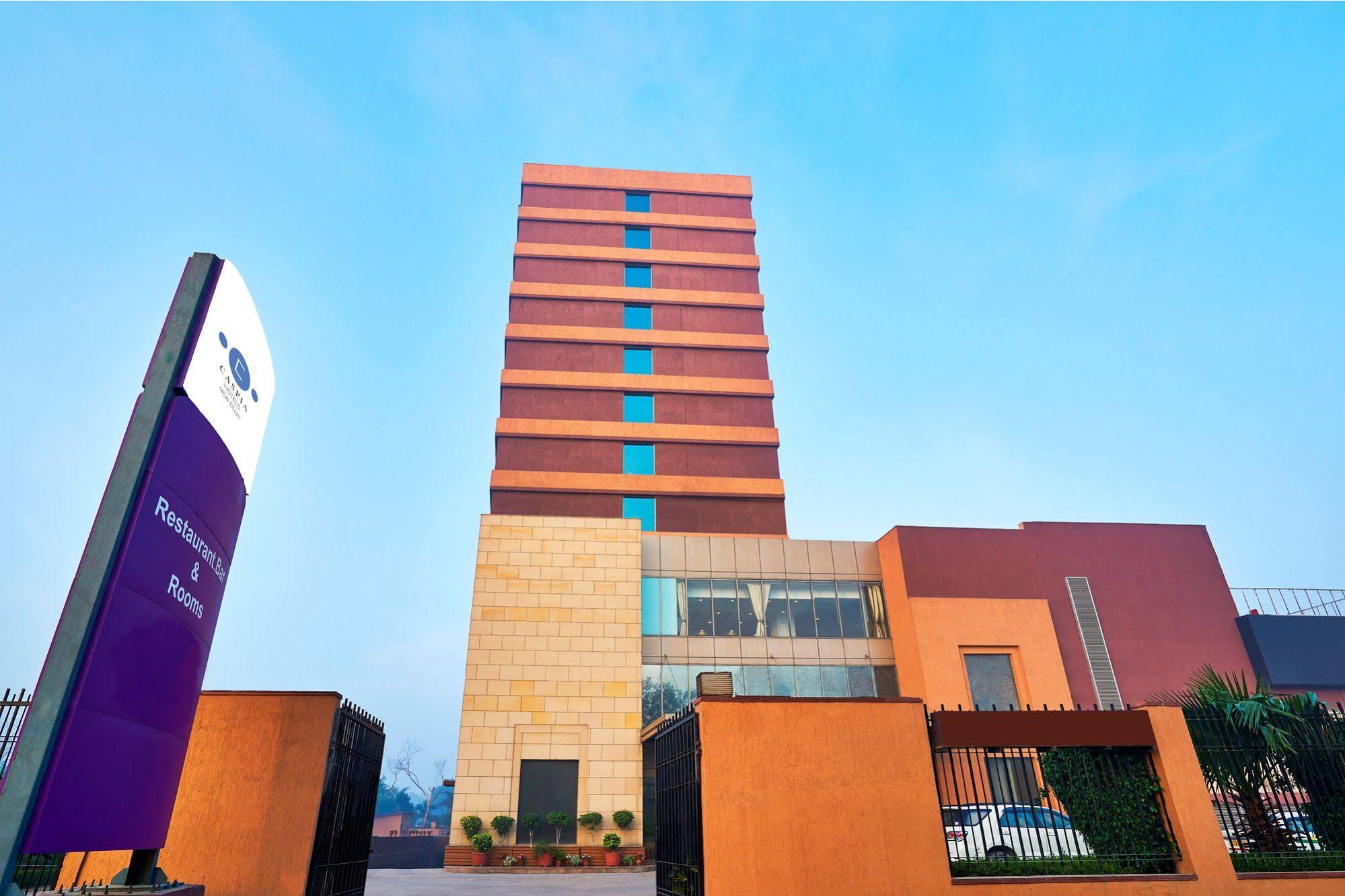 Caspia Hotel New Delhi Shalimar Bagh