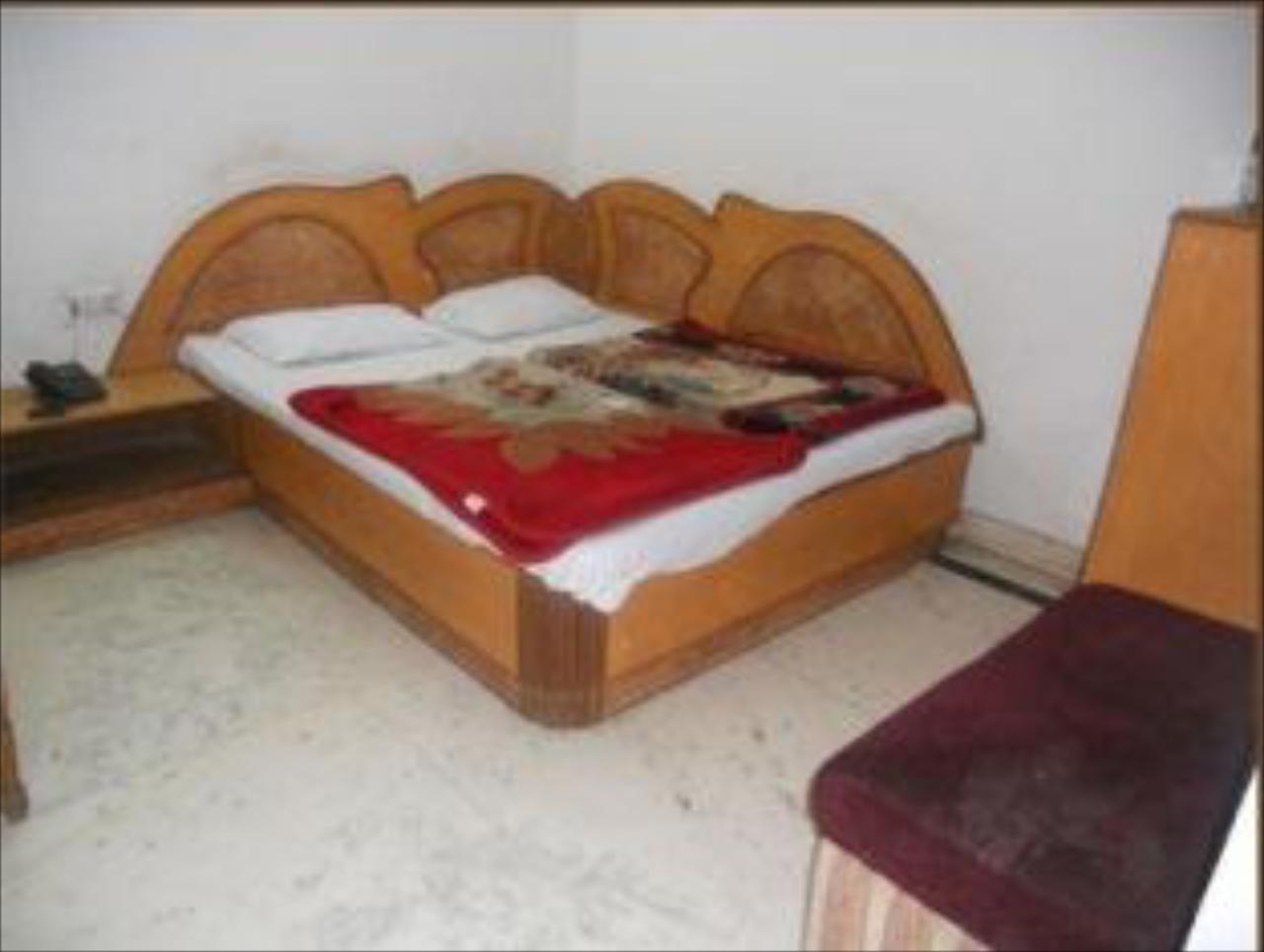 Priyanka Guest House