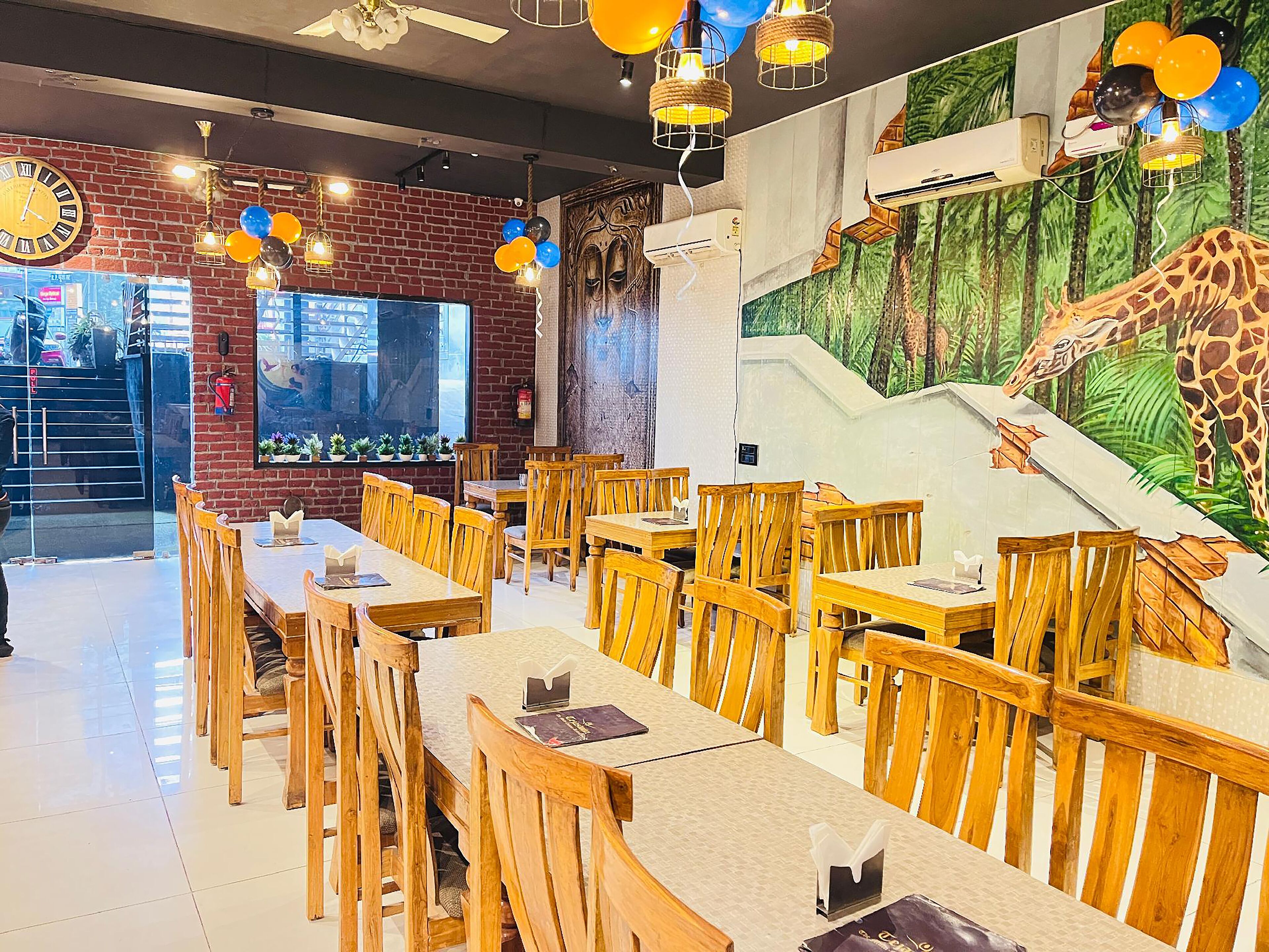 Qotel Chattarpur