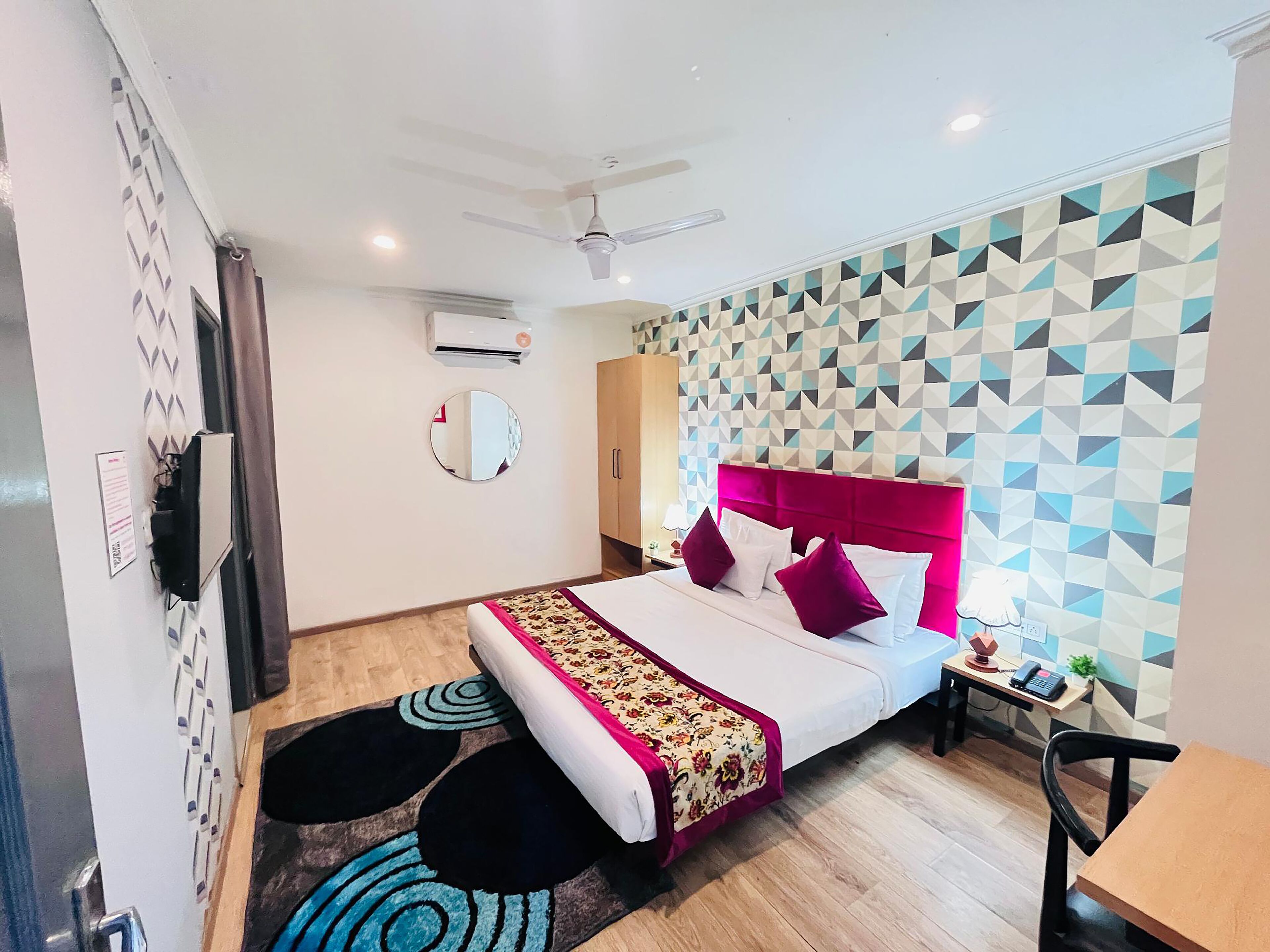 Qotel Chattarpur