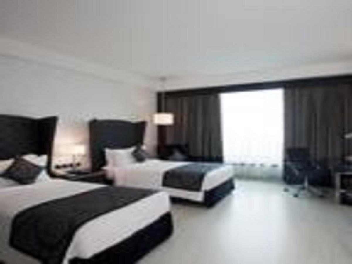 Radisson Blu Paschim Vihar