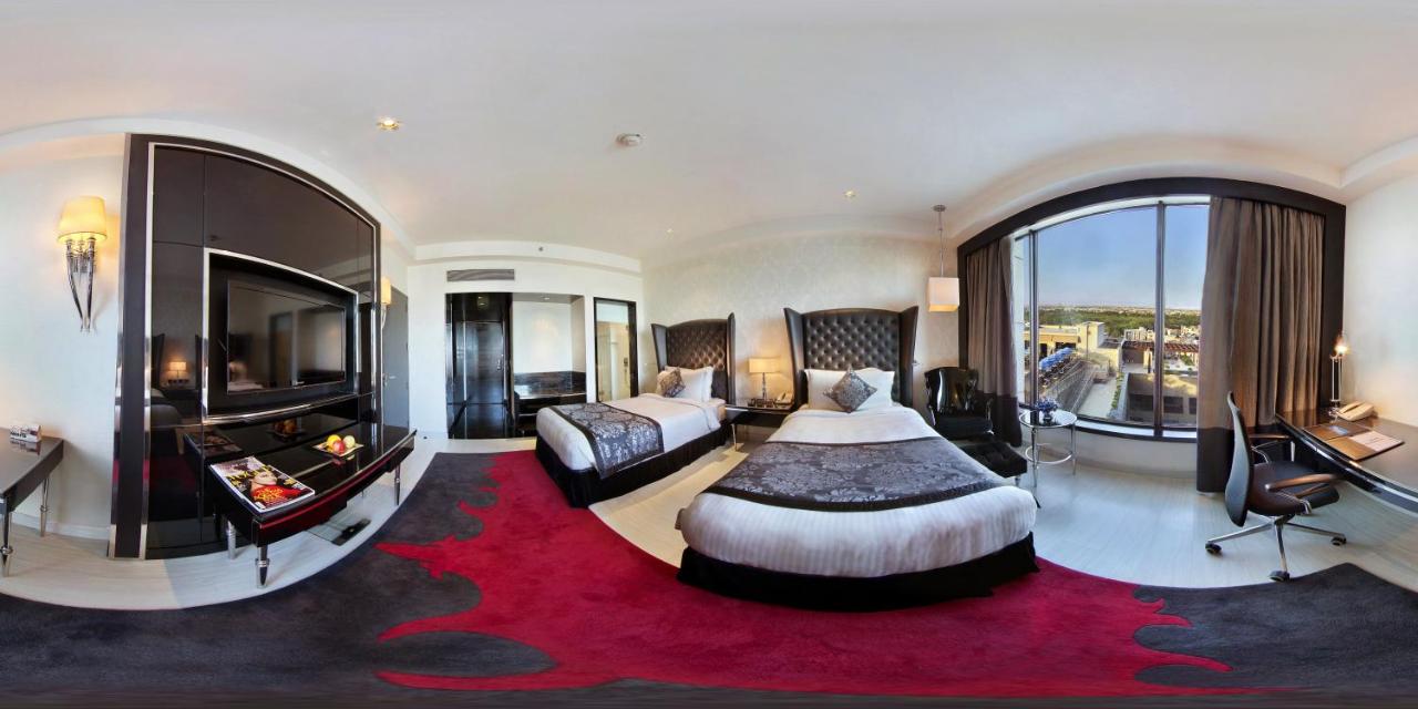 Radisson Blu Paschim Vihar