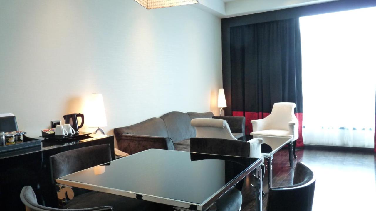 Radisson Blu Paschim Vihar