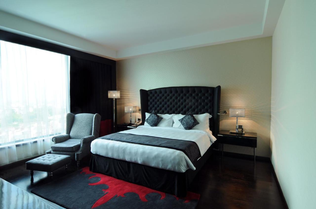 Radisson Blu Paschim Vihar