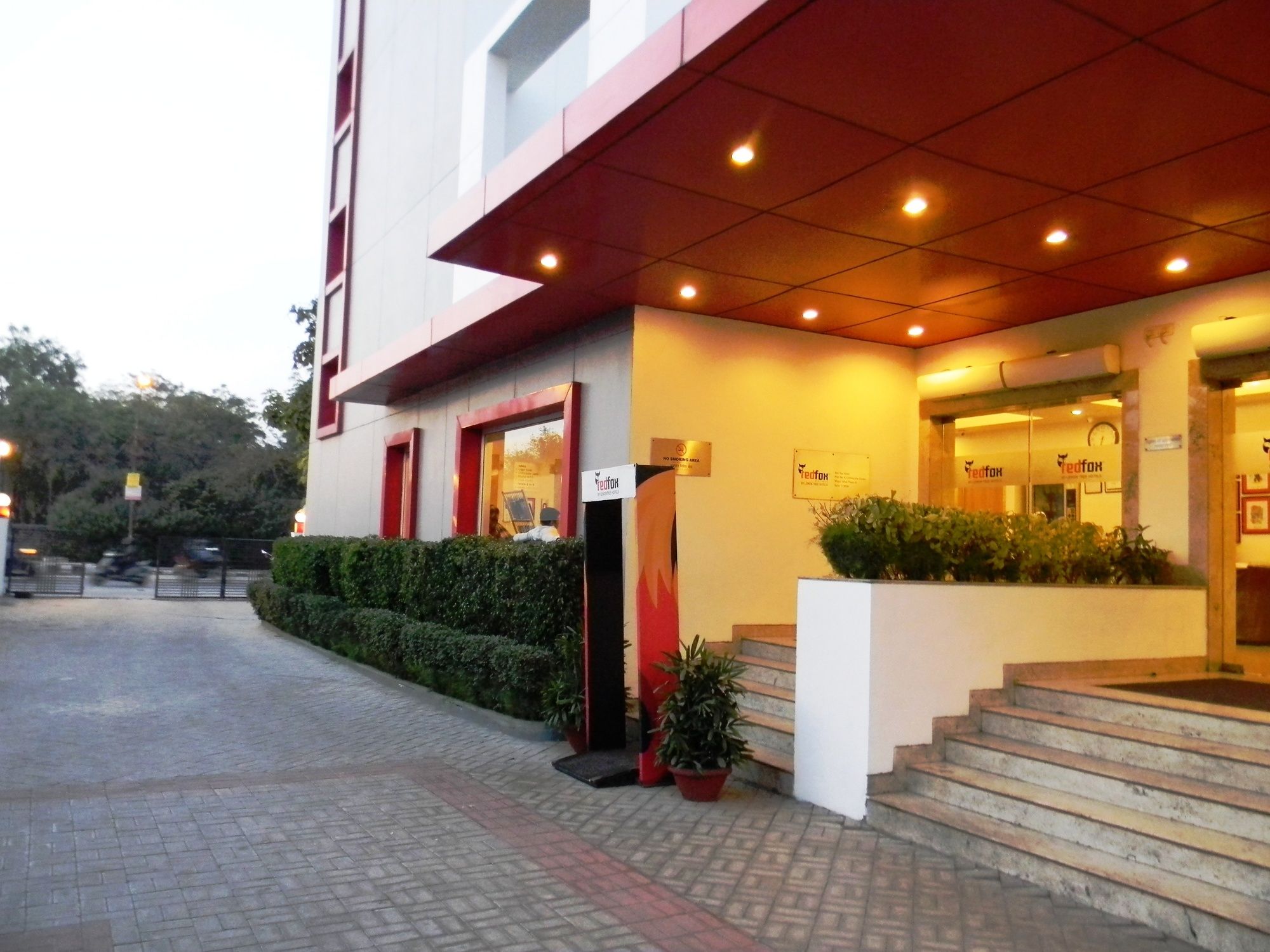 Red Fox Hotel East Delhi