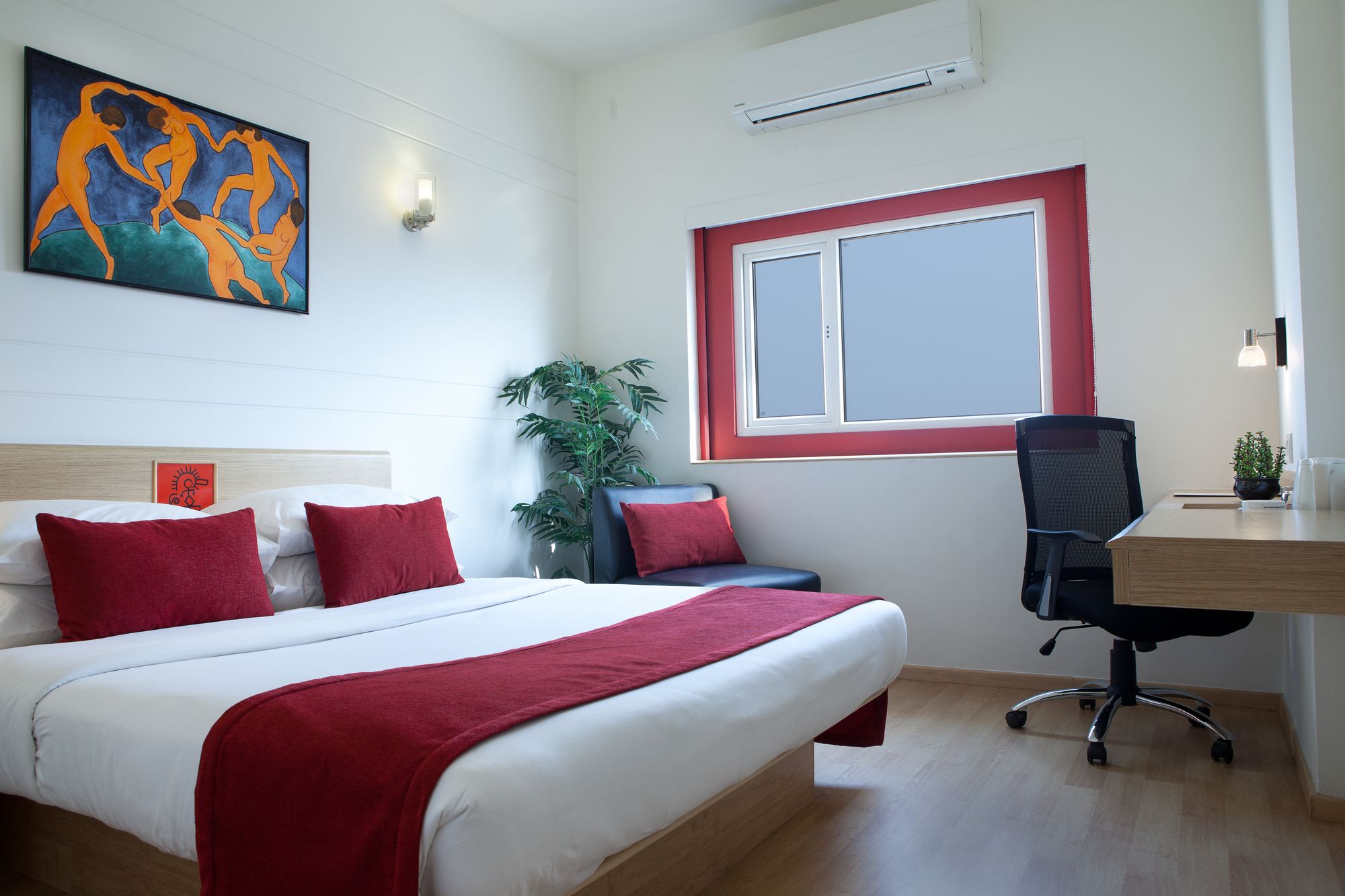 Red Fox Hotel East Delhi