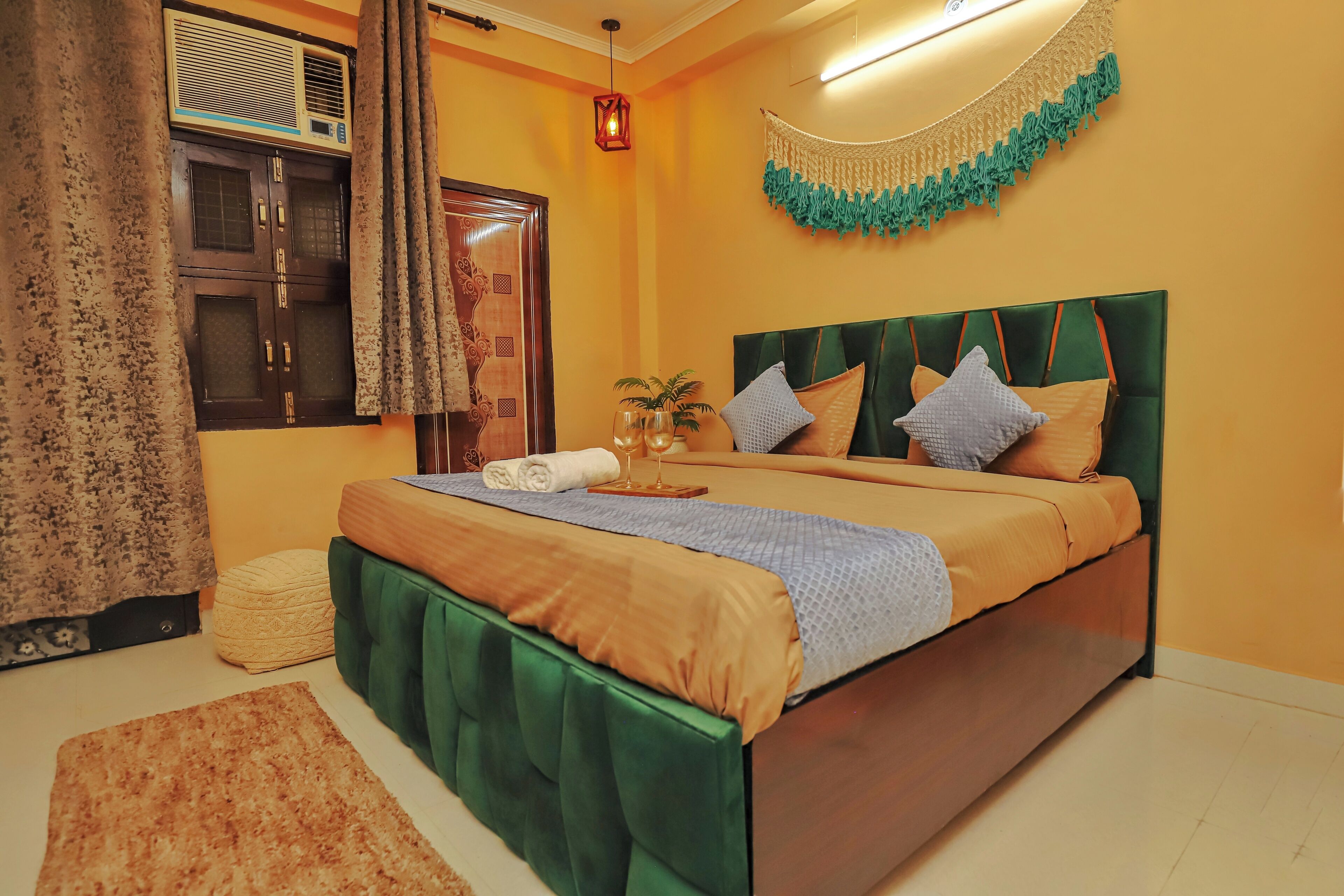 Roomshala Hotel Starlight