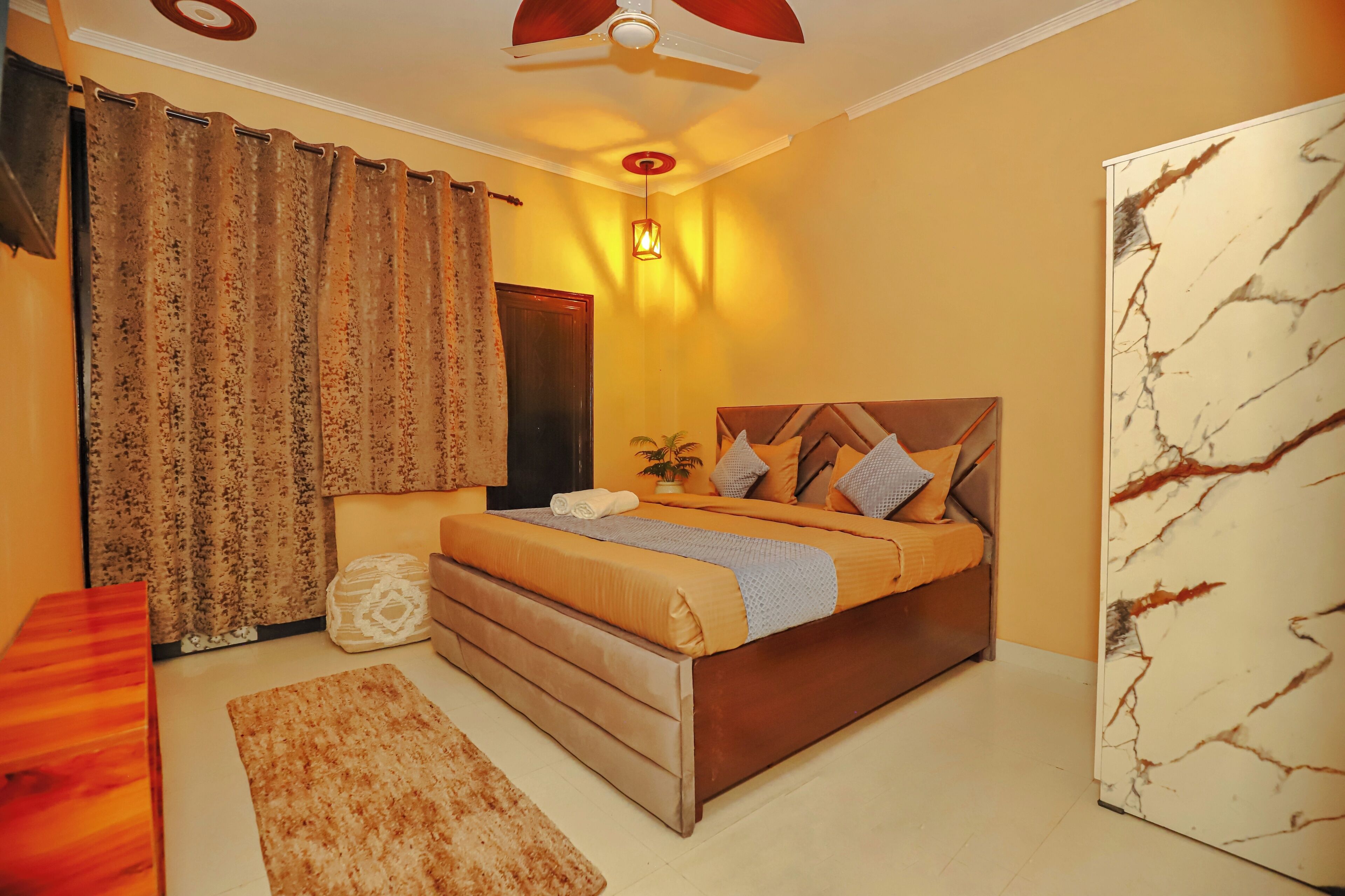 Roomshala Lakshmi Residency