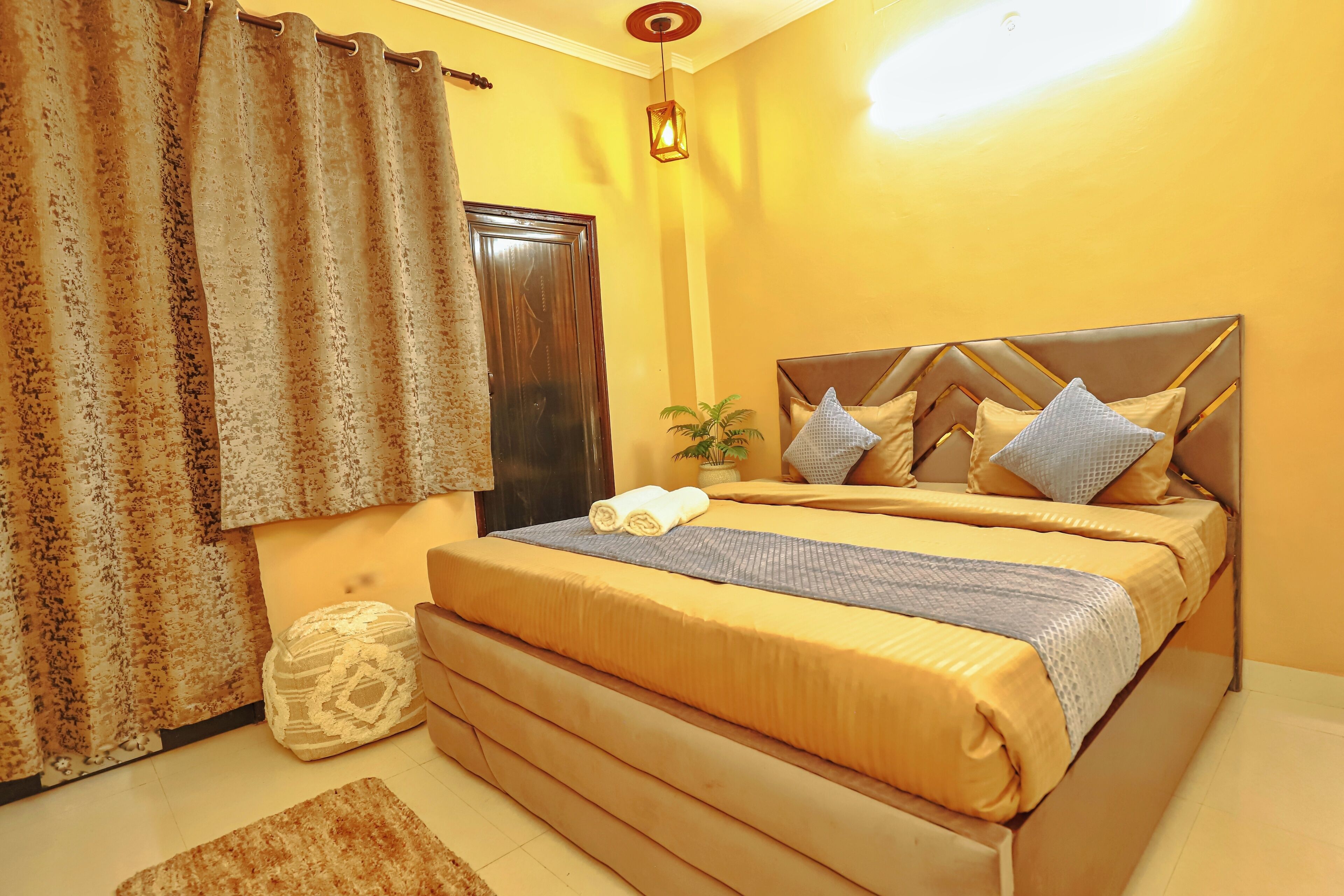 Roomshala Lakshmi Residency