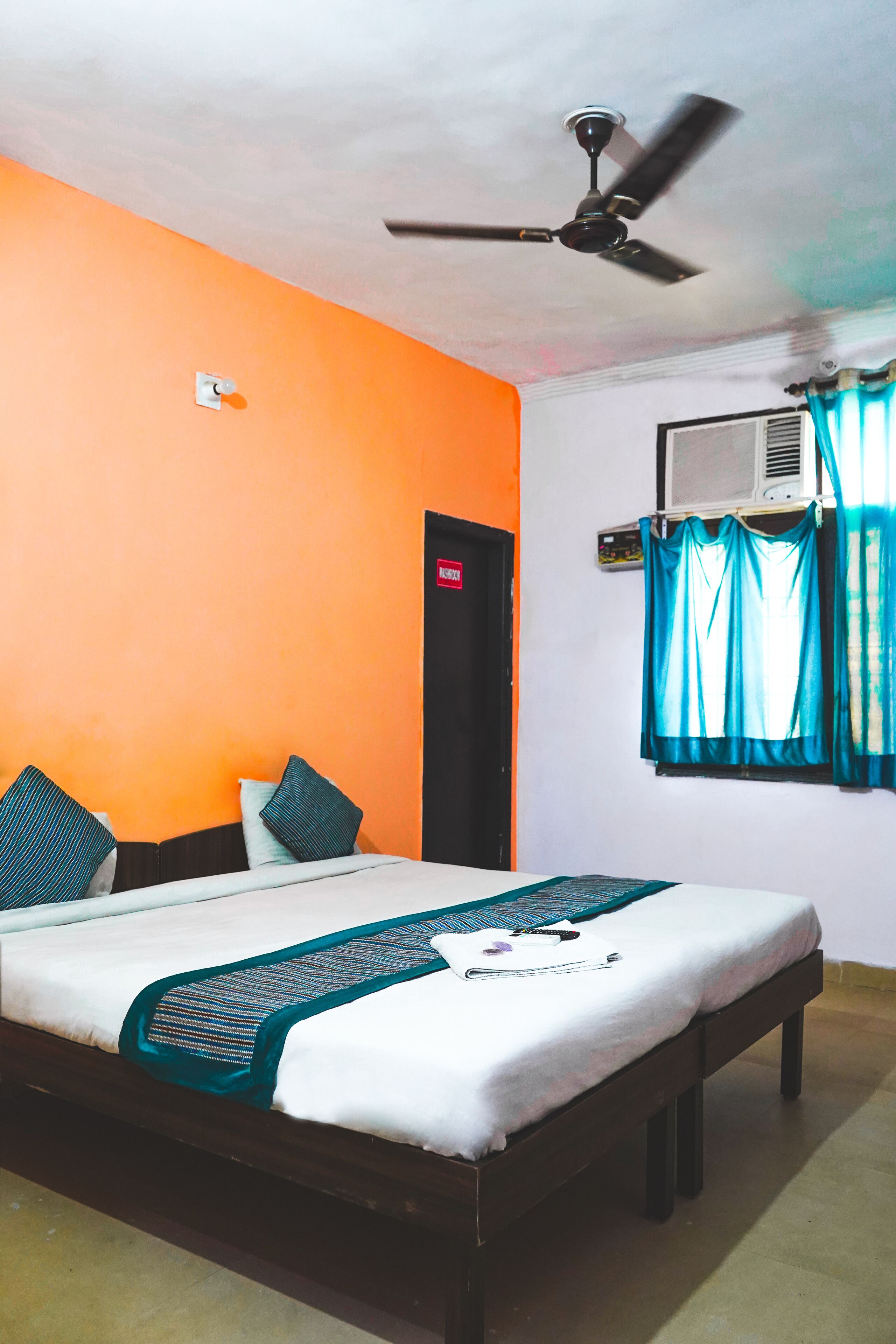 Roomshala Lisa Homes