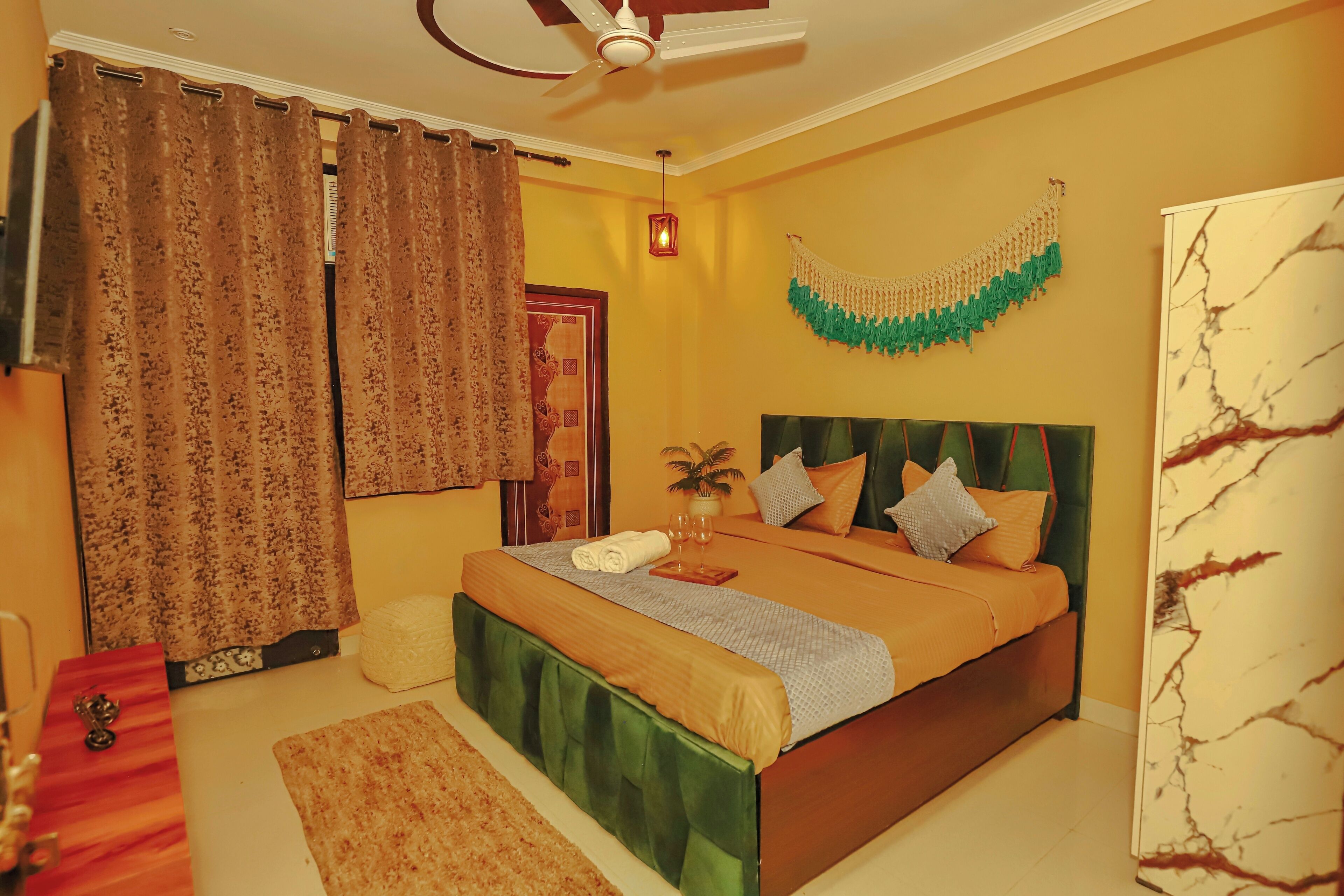 Roomshala Manya Residency